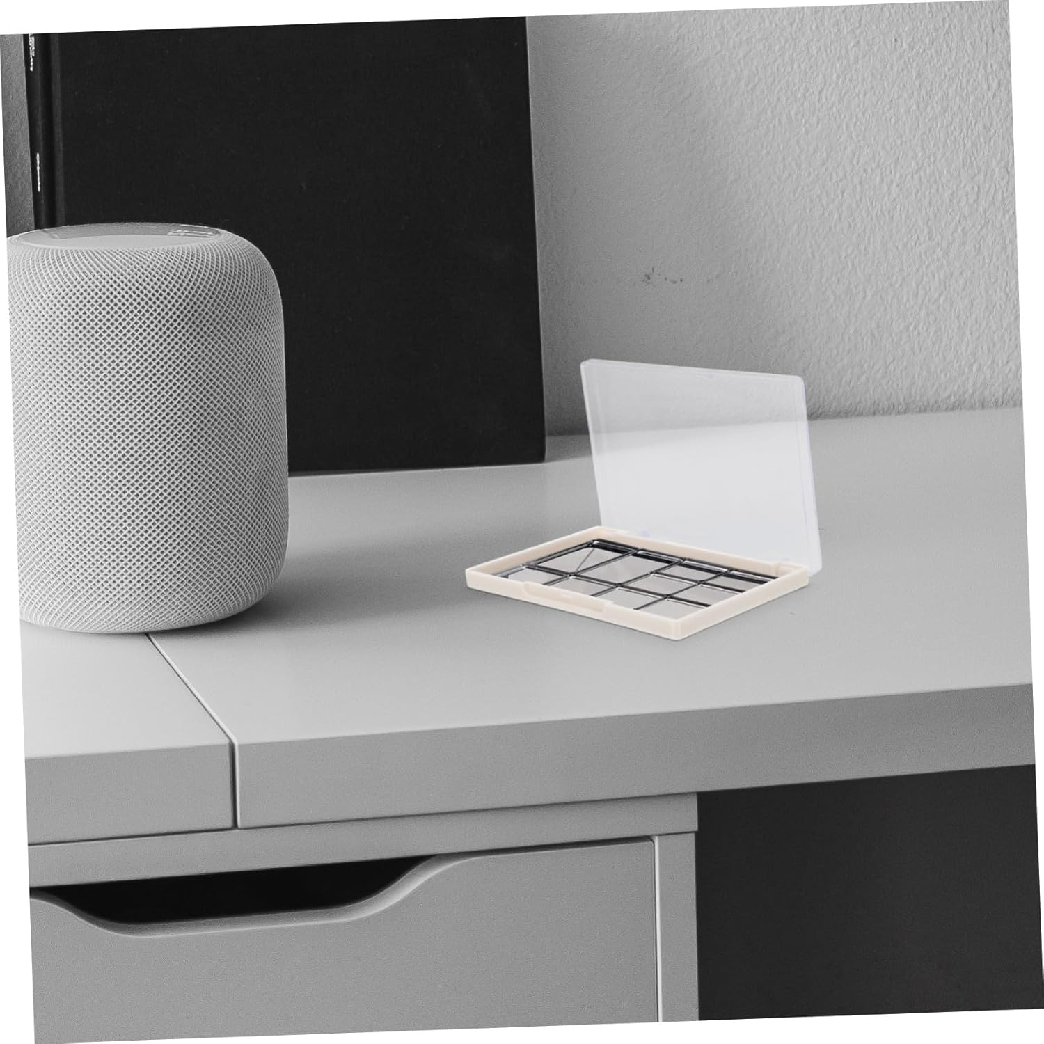 5Pcs Magnetic Empty Eyeshadow Pallets Set, Lid Magnetic Makeup Trays for Blush Highlight Contour Storage, Refillable Cosmetic Organizer for Professional and Travel Use image number 6