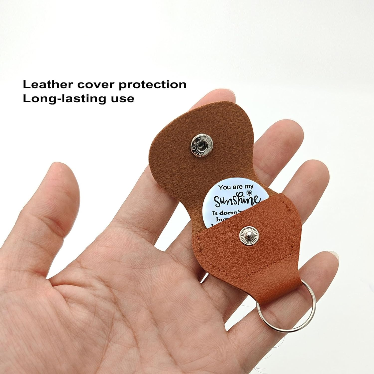 Goodangie00 Personalized Leather Pocket Hug Token Keychain Daughter Son Customizes for Mom Birthday Gift, Suitable for Women Girls Wallet Backpack Phone Charm Pendants Decor image number 4