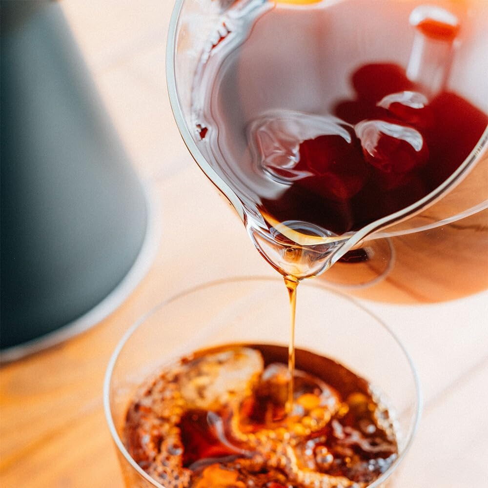 HARIO VBS-60 V60 Barista Server, 600 Clear, 20.3 Fl Oz (600 Ml), for 1-5 Cups, Microwavable, Made in Japan image number 5