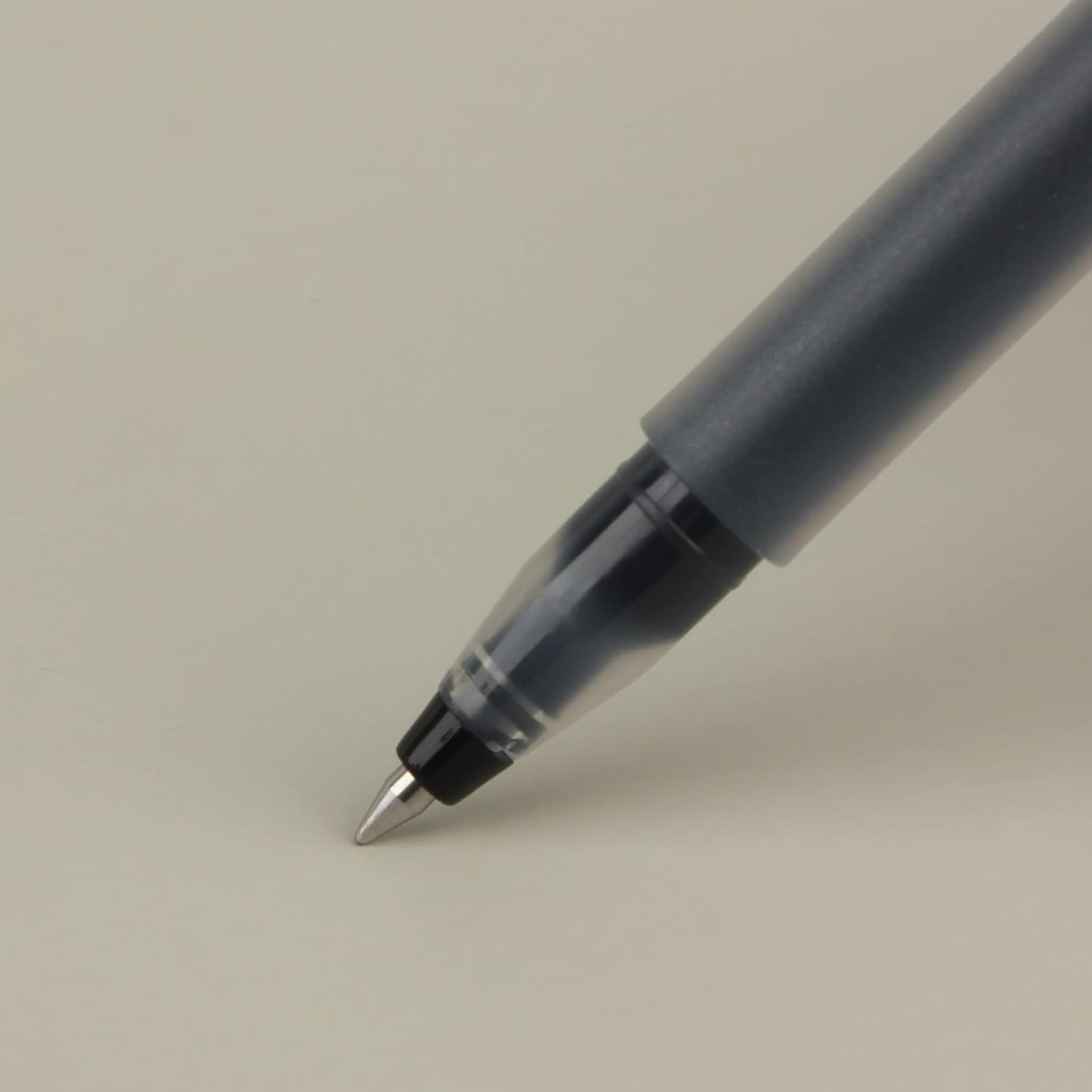 10 Pcs 0.5Mm Black Smooth Gel Fineliner Rollerball Pens Extra Large Ink Capacity Fine Ball Point Black Ink Use for School Office Writing Drawing Sketching image number 4