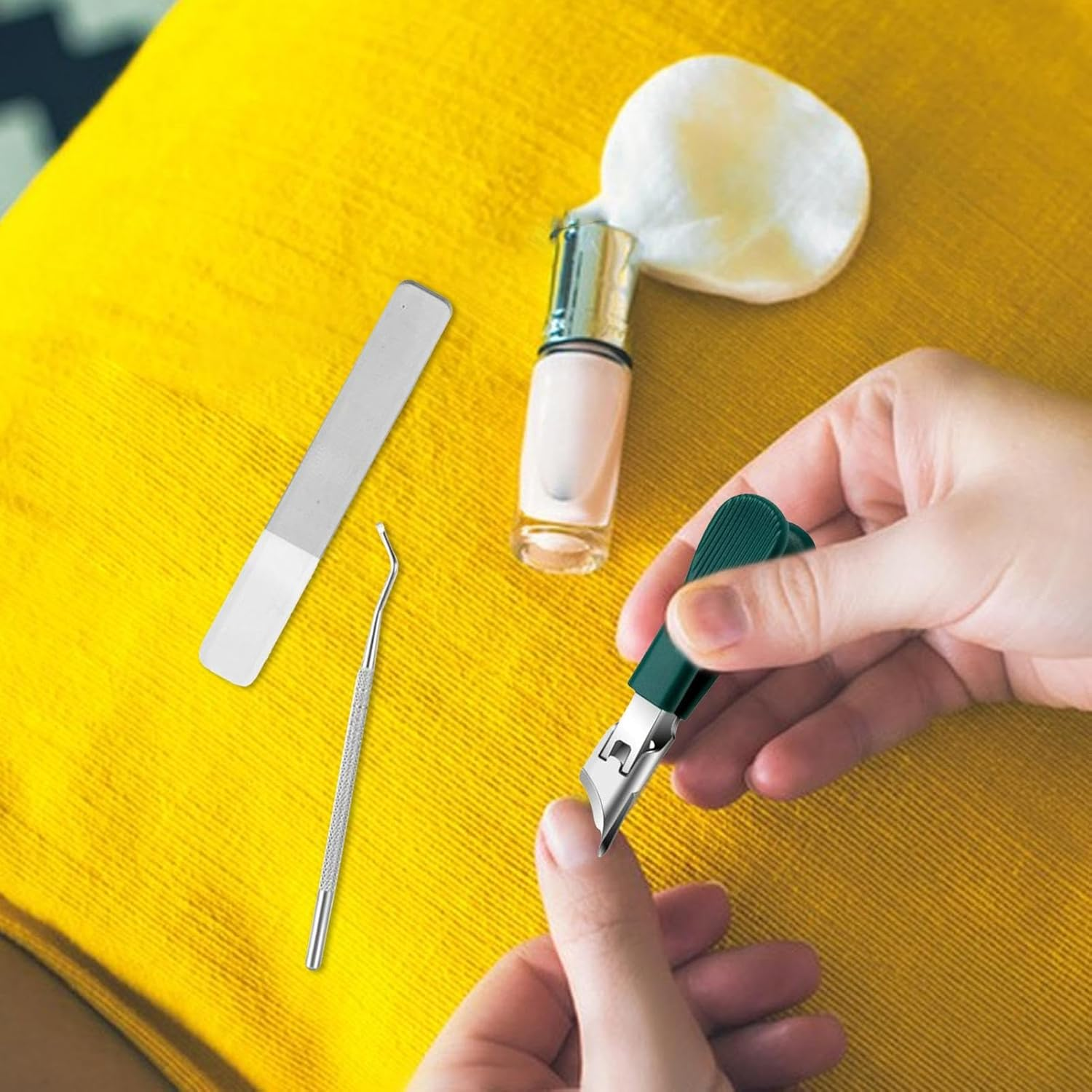 Hobngmuc Slanted Nail Clippers - Anti-Splash Wide Jaw Ingrown Toenail Cutter with Nail File - Splash-Proof Fingernail Cutting Tool for Seniors Women Adults image number 5