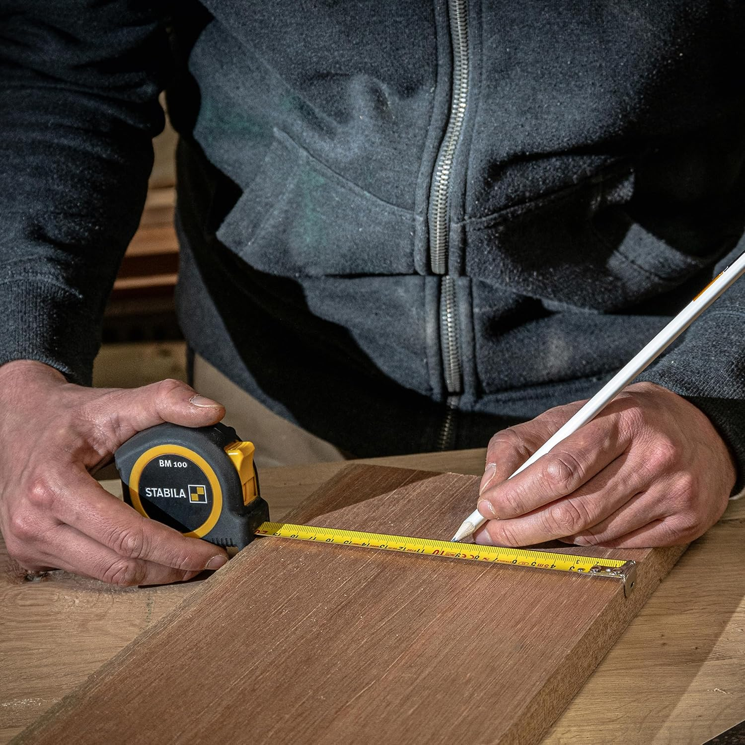 STABILA Pocket Tape Measure BM 100 3M 1000 Metric Scale - Shatterproof ABS Housing, Movable Initial Hook, Belt Clip, MID Accuracy image number 4