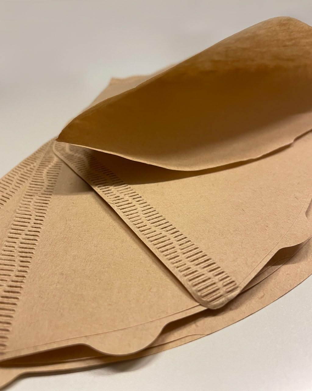 Carte Dozio - Emma by Konos 100 Unbleached Natural Tapered Coffee Filters for Filter Coffee - Holds up to 2 Cups image number 1