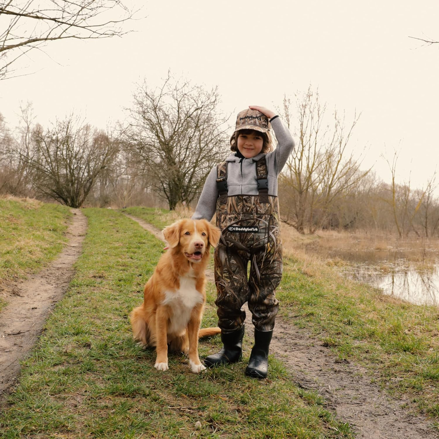 Daddygofish Neoprene Chest Waders for Kids and Adults, Bootfoot, Fishing & Hunting with a Camouflage Caps, and a Wader Hanger