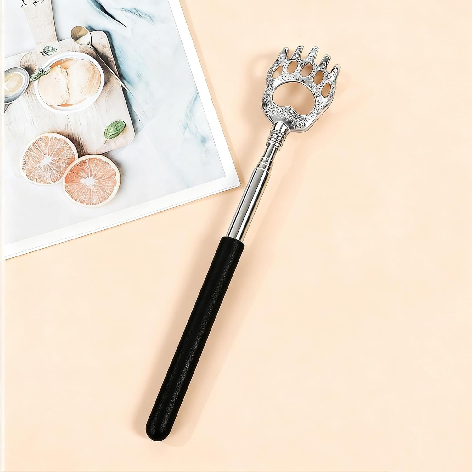 Back Scratcher Bear Claw Black Telescopic Back Scratcher for Men with Extendable Handle for Back Reach image number 3