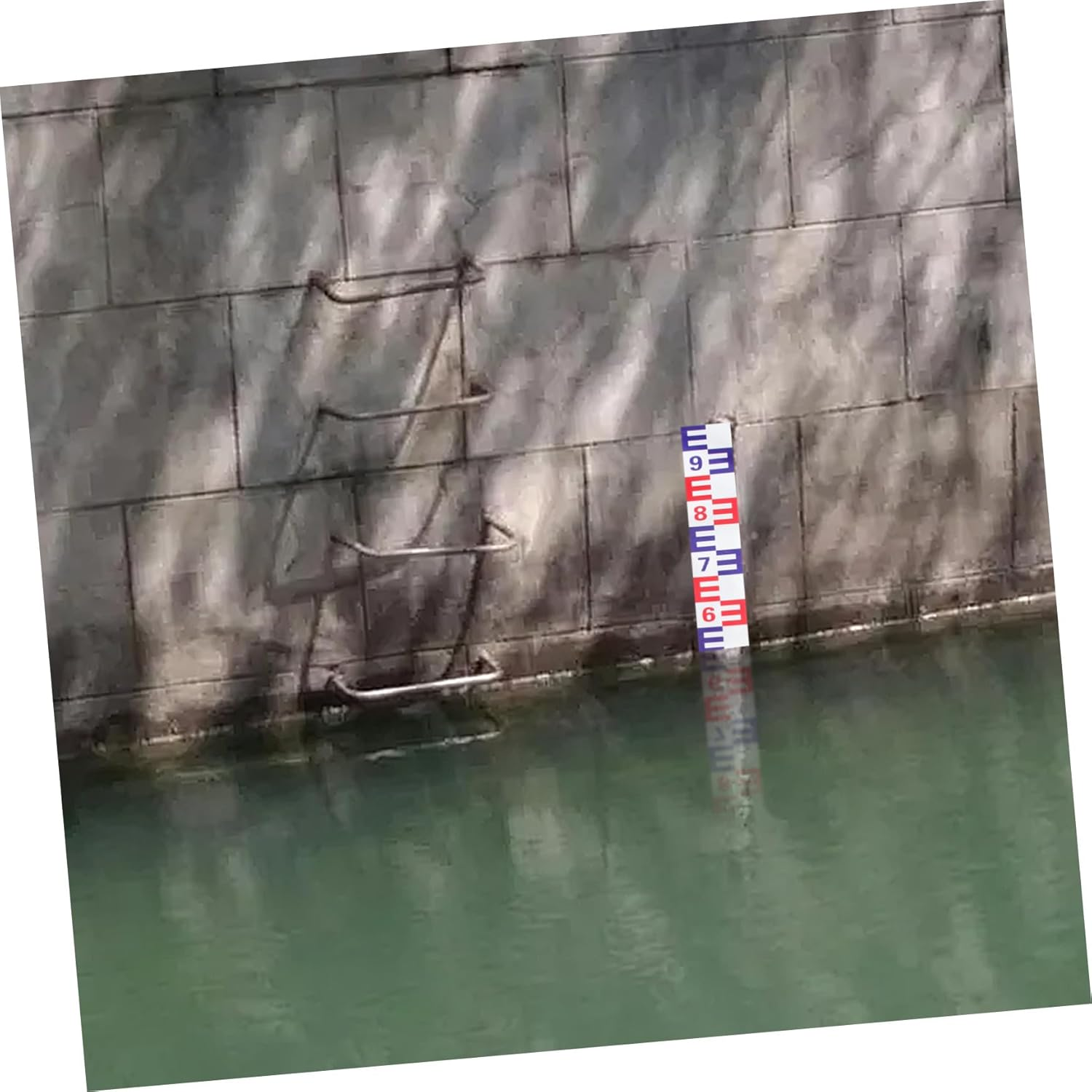 2Pcs Aluminum Water Level Gauge Sticker with Reflective Film Corrosion Resistant Self-Adhesive Water Level Scale for Outdoor Swimming Pool Red Blue image number 1