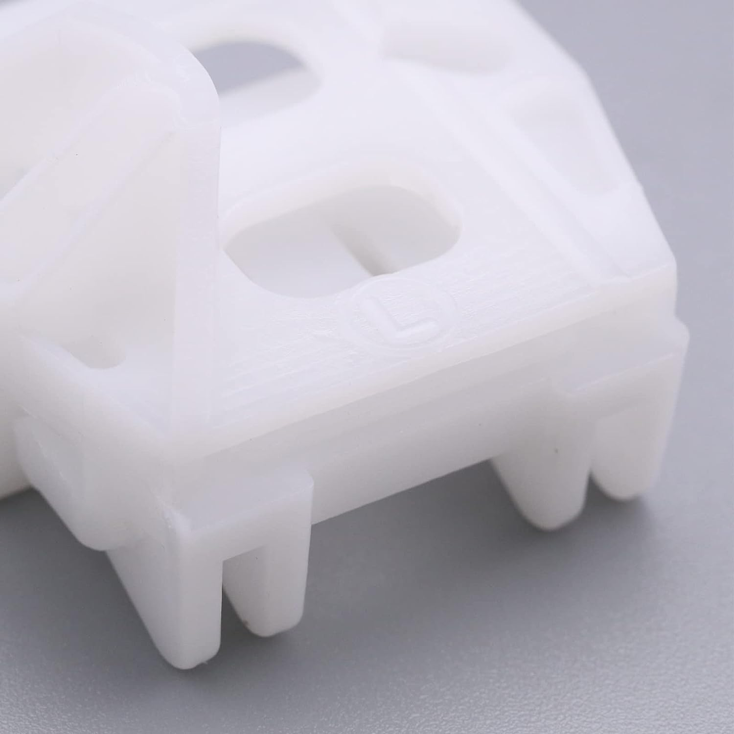 4Pcs Window Regulator Clips 1J3837461 Compatible with GOLF MK4 Left&Right Car Window Glass Lifter Clips Replacement Plastic image number 5