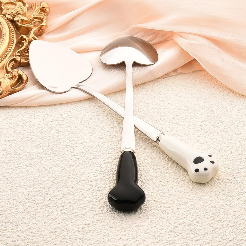 Dog Cat Paw Spoons for Wet Food Pet Food Can Spoon Dog Cat Food Spoon Set Pet Feeding Spoon Cute Spoons for Dogs Cats Heart Shaped Spoon 2Pcs Dog Food Cat Wet Food Spoons Black and White image number 5