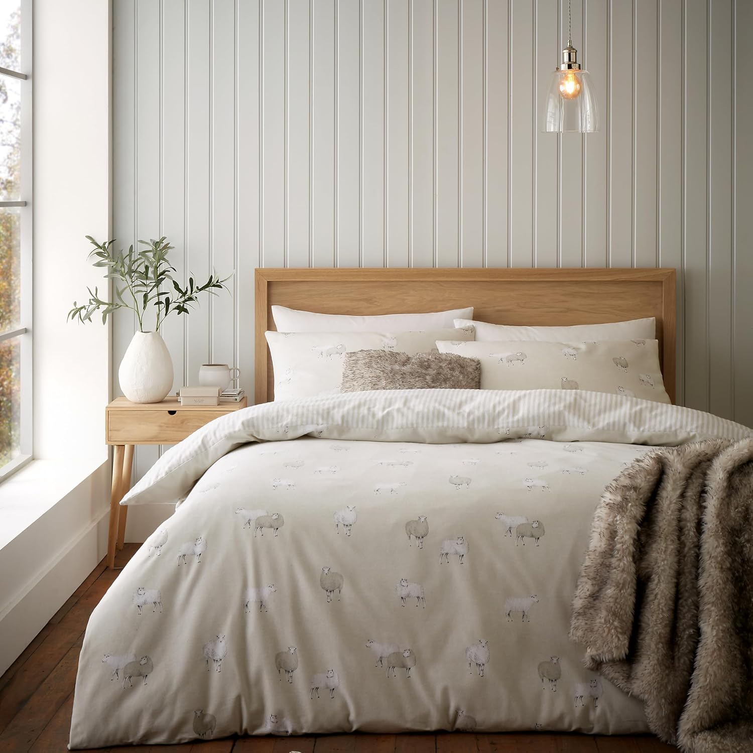 Catherine Lansfield Brushed Cotton Sheep King Duvet Set Natural image number 5