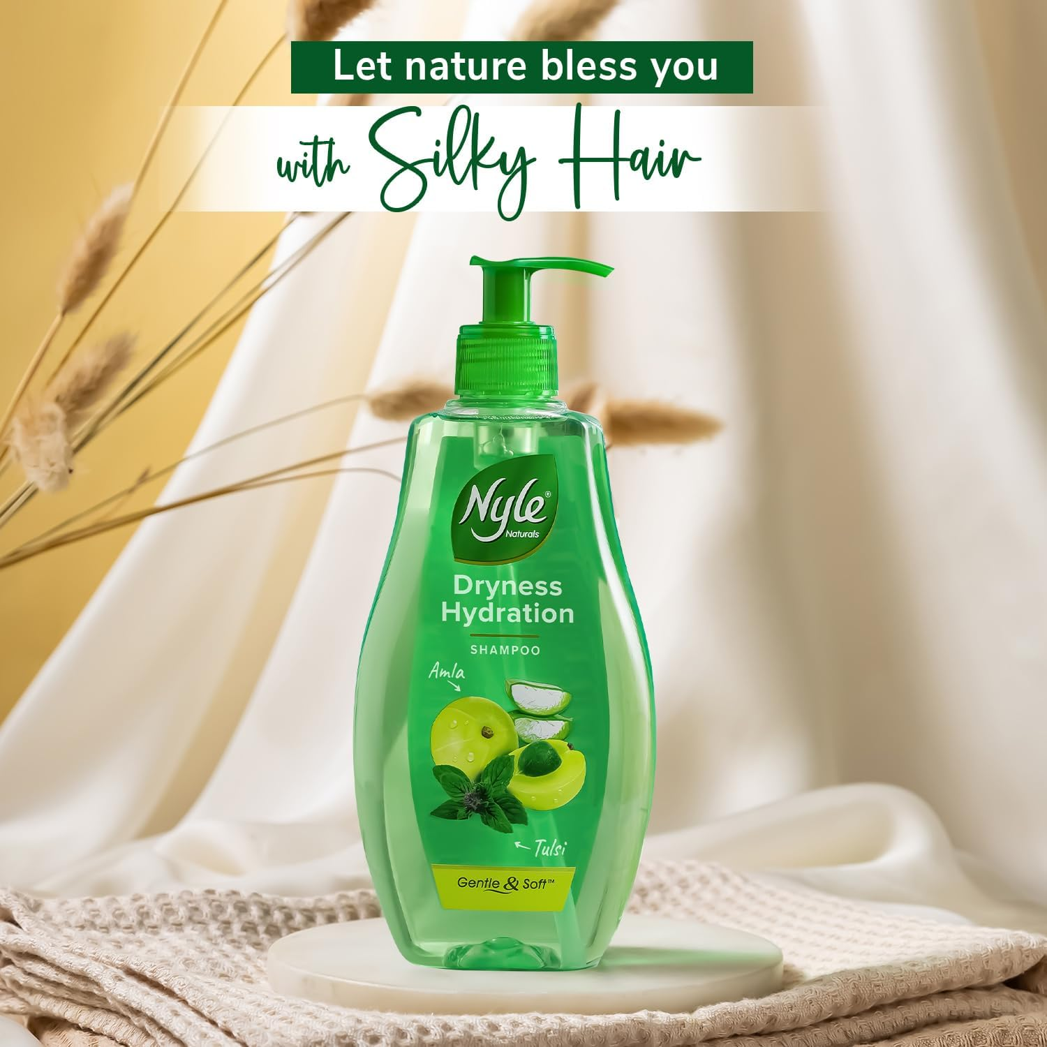 Nyle Naturals Silky and Smooth anti Hairfall Shampoo, with Tulsi and Amla, 800Ml, Green, (NYAM0800SNS01R) image number 3