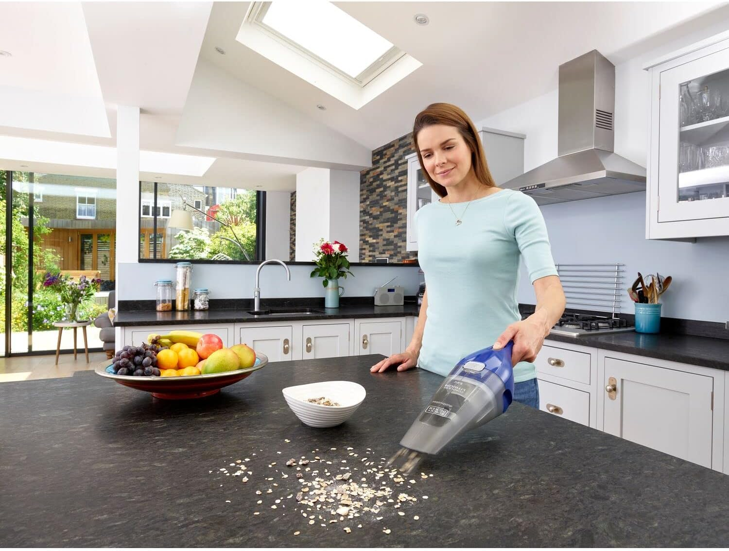 BLACK+DECKER 3.6V Lithium-Ion Cordless Dustbuster with Accessories