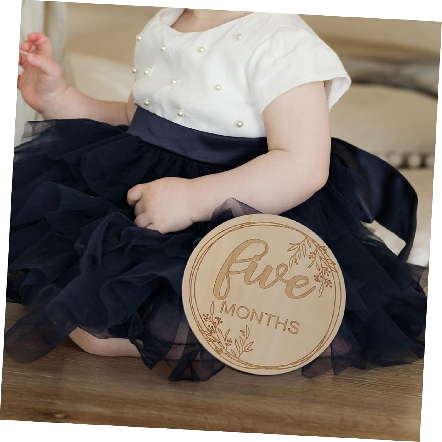 12Pcs Milestone Cards Commemorative Cards Wooden Photo Props for Newborns Unique Designs for Capturing Special Moments image number 1