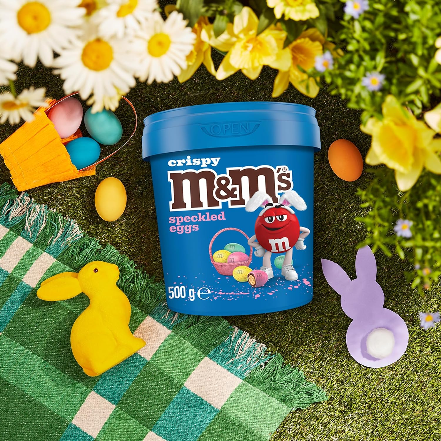 M&M'S Crispy Speckled Milk Chocolate Easter Egg Bucket 500G image number 2