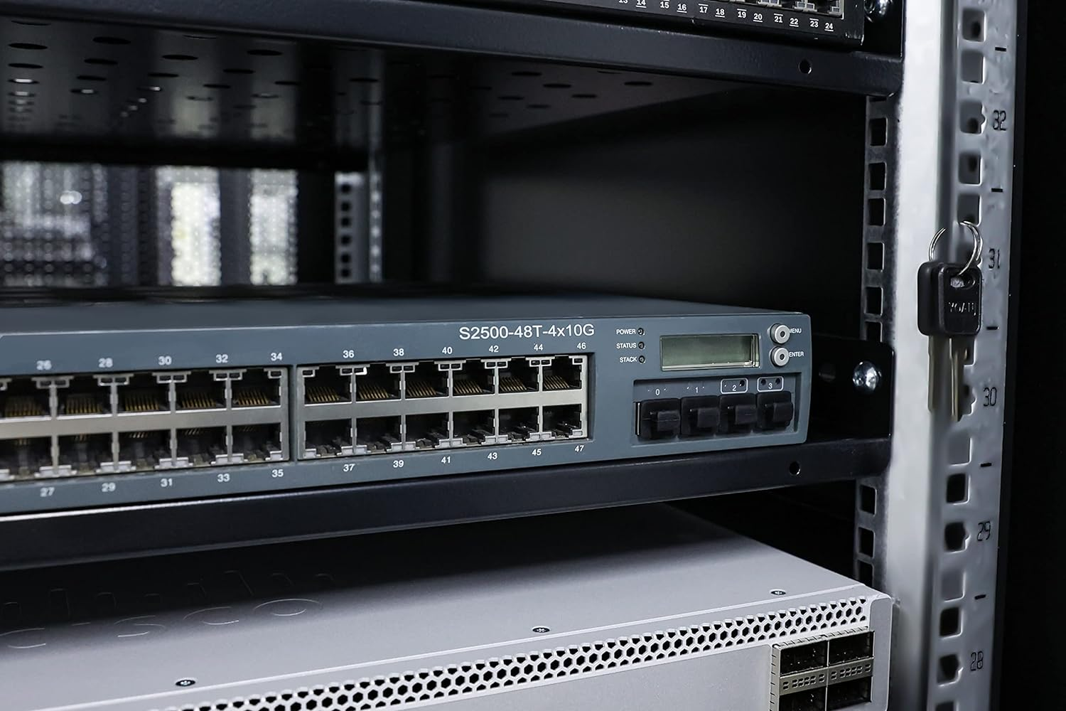 SFP Anti-Dust Cap for SFP SFP+ Port, Fiber Optic Dust Caps, Port Protector for Switch, Network Cards, Router, Media Converters, 20Pcs