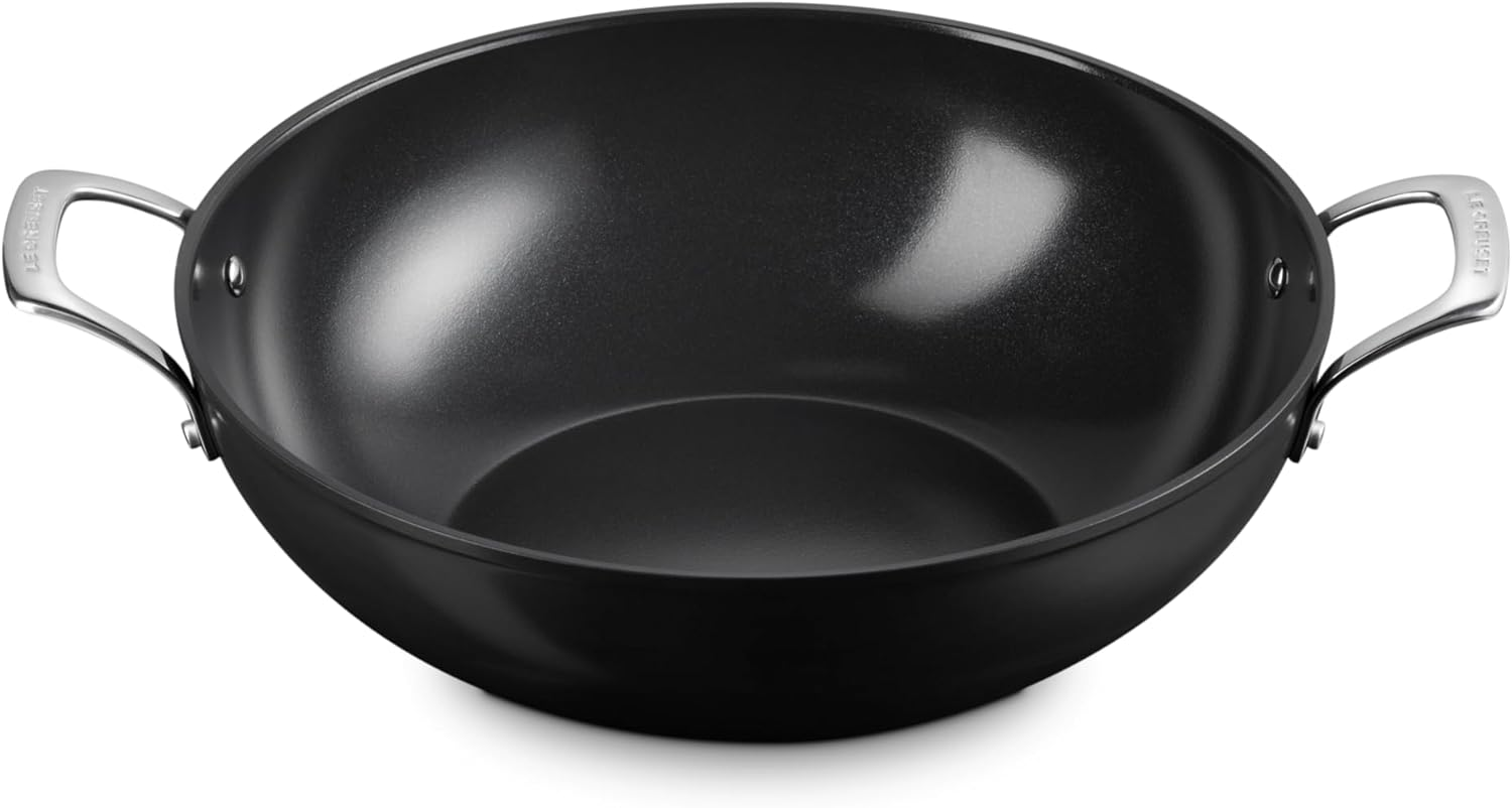 Le Creuset Essential Non-Stick Ceramic Wok, 6L image number 4