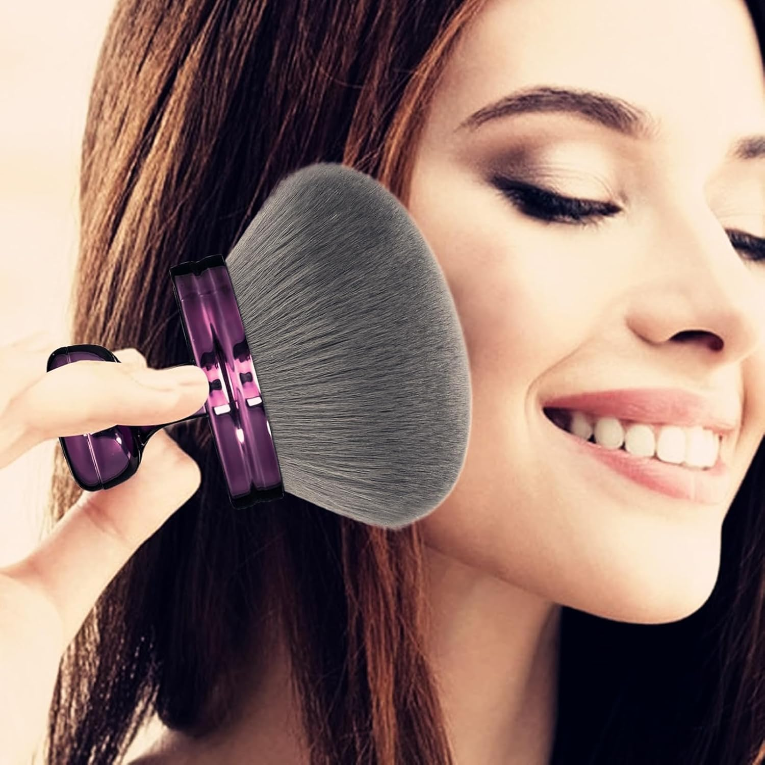 Wide-Headed Self Tanning Kabuki Blend Brush, 1Pc Wide Head Body Makeup Brush Oval Self Tan Back Applicator, Large Self Tan Brush Self Tanning Applicator image number 5