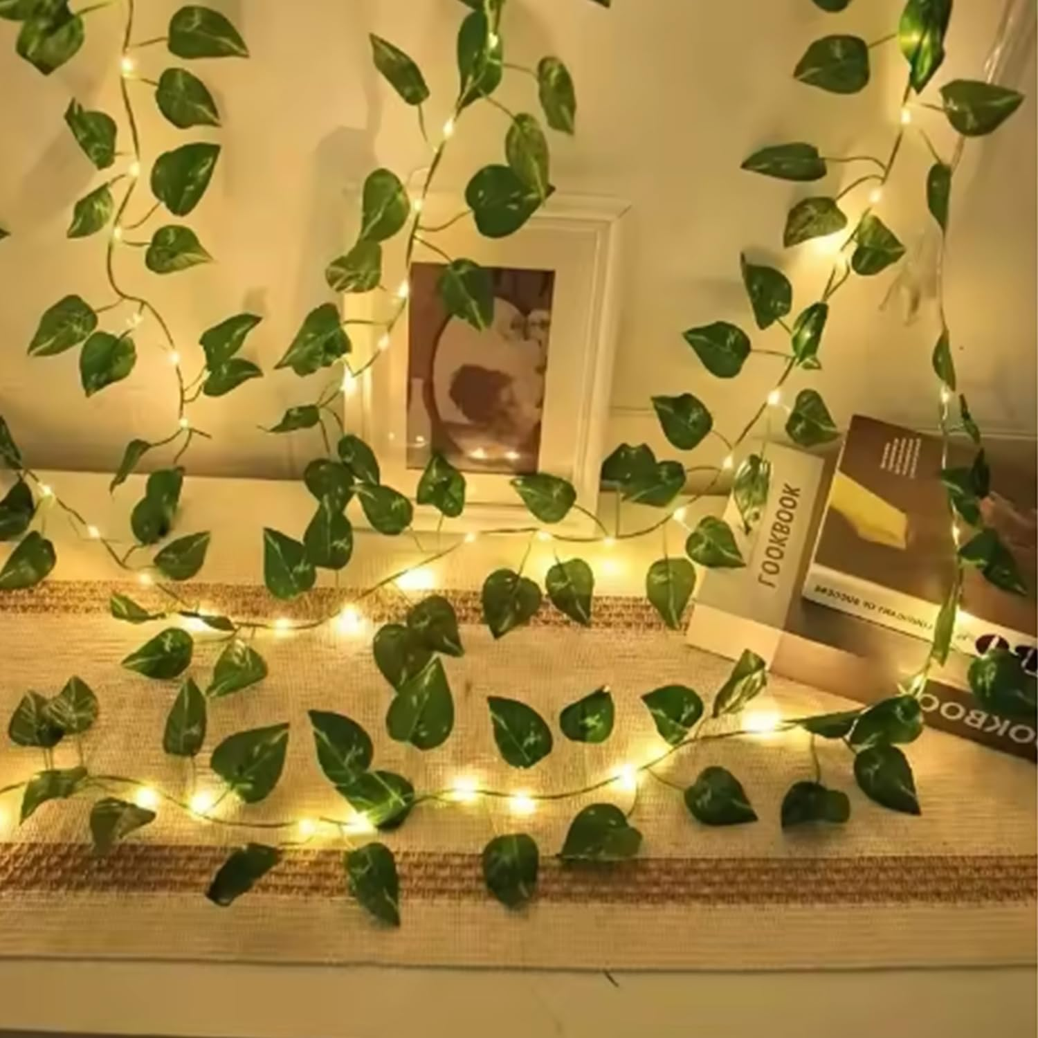 Roczential 5M 50LED Leaf Light String, Vine Light Battery Powered Green Leaf Garland Maple Leaf Fairy Lights for Indoor and Outdoor Decoration Garden Wedding Home Decor image number 6