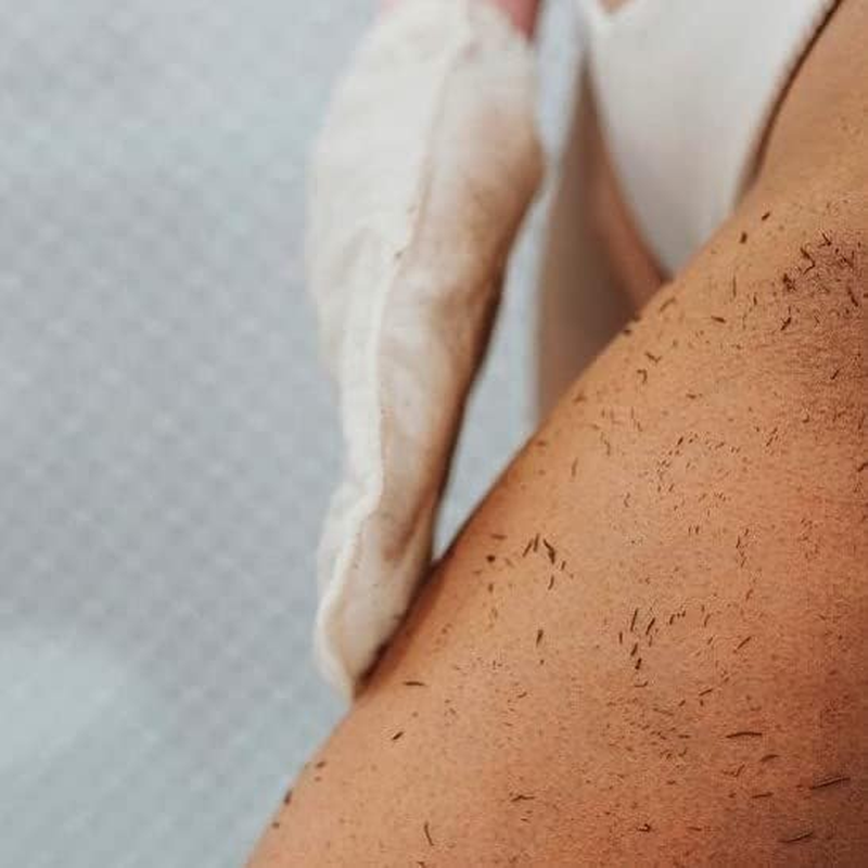 WBC Body Exfoliating Glove - Pure Raw Silk, 100% Silk Exfoliating Body Glove for Dead Skin, Tan Removal for Face and Body by WORLDBEAUTYCARE (Pack of 1) image number 3