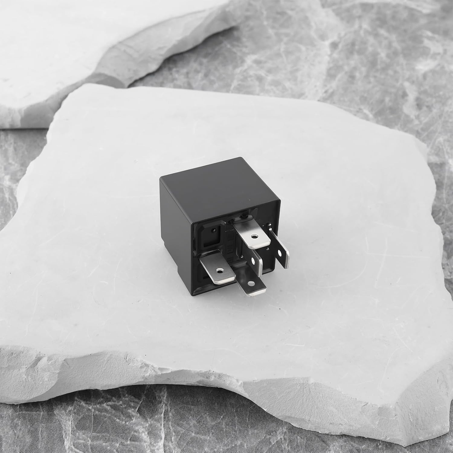 OTOTEC 2PCS 12V Automotive 5 Pin Relay 04727370AA Aluminum Alloy Compatible with Chrysler Compatible with Dodge image number 3