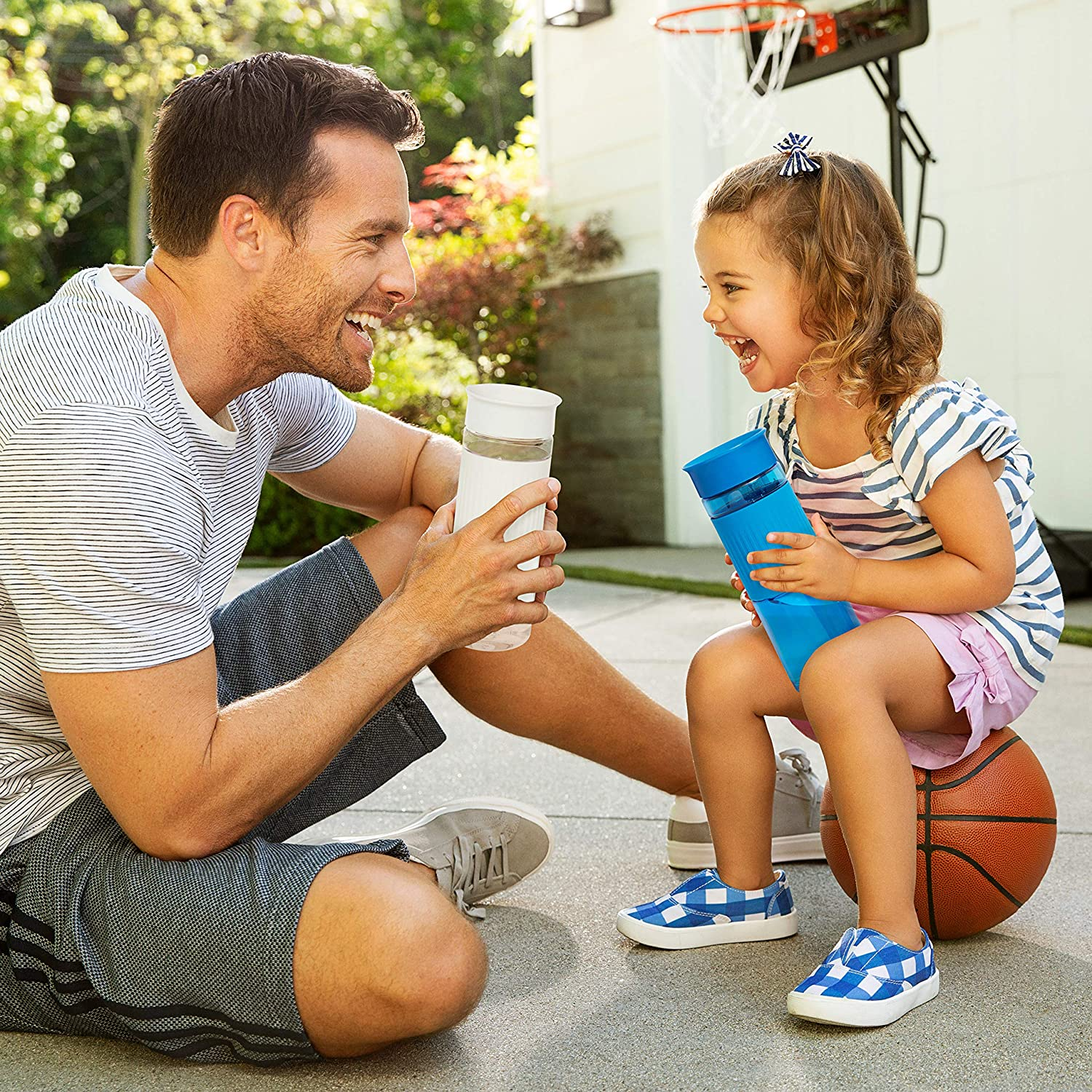 Munchkin Miracle 360 Hydration Set, 2 Pack, 24 Ounce and 10 Ounce, Green and White