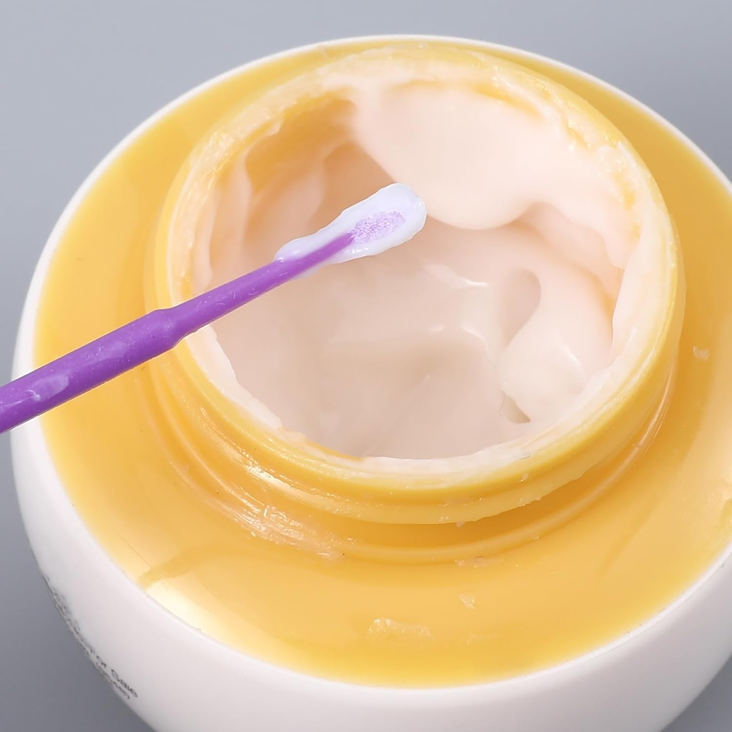 300Pcs Micro Applicator Brush,Touch up Paint Brushes for Automotive Paint Chip Repair Disposable,3 Different Sizes of Touch up Brushes 1.5Mm,2Mm,2.5Mm (Yellow Pink Purple) image number 5