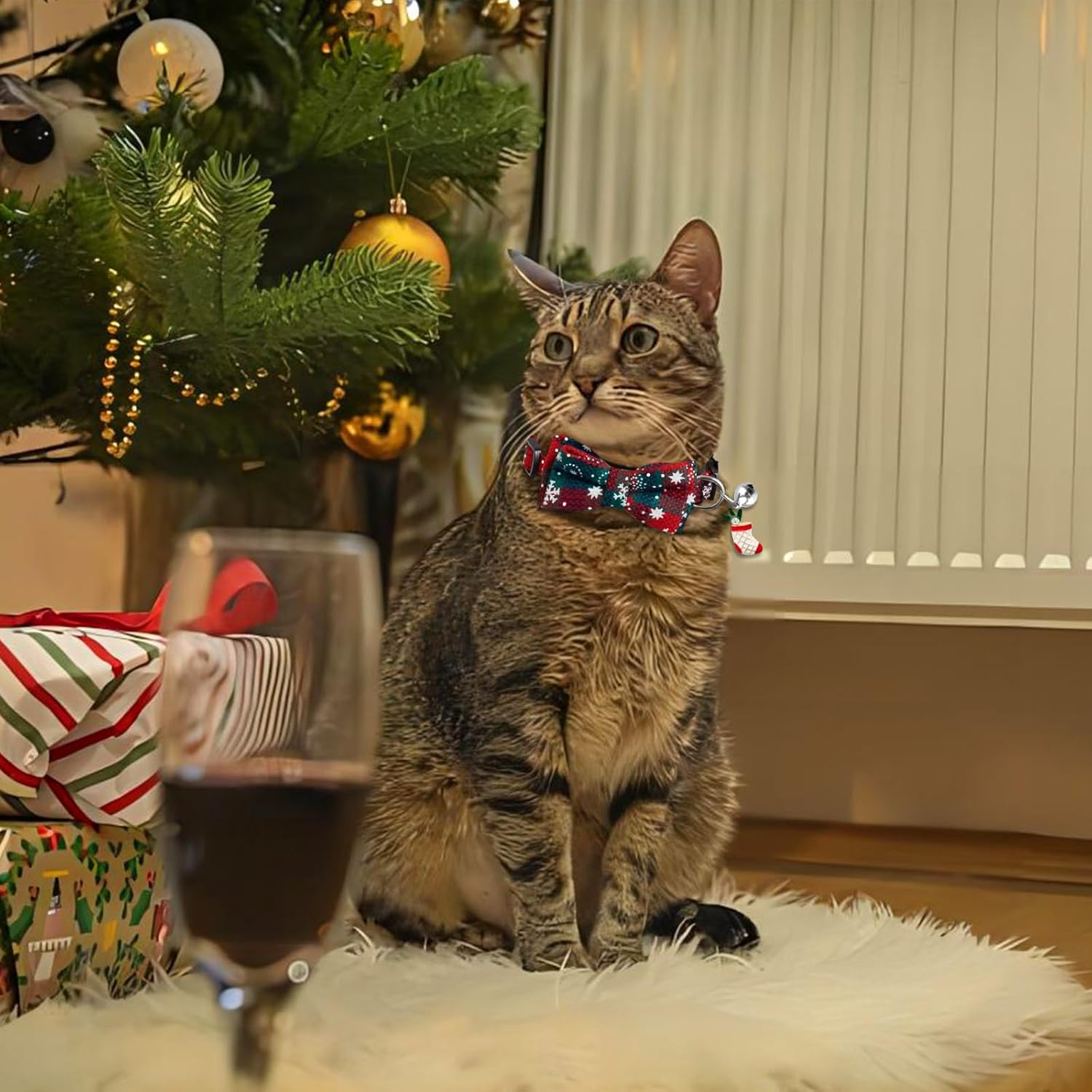 2 X Pet Christmas Accessories Santa Pet Bow Tie Christmas Tree Pet Bow Tie Stocking Pet Bow Tie for Pet Owners Dog Friends Cat Lovers Animal Lovers (Socks Gloves) image number 3