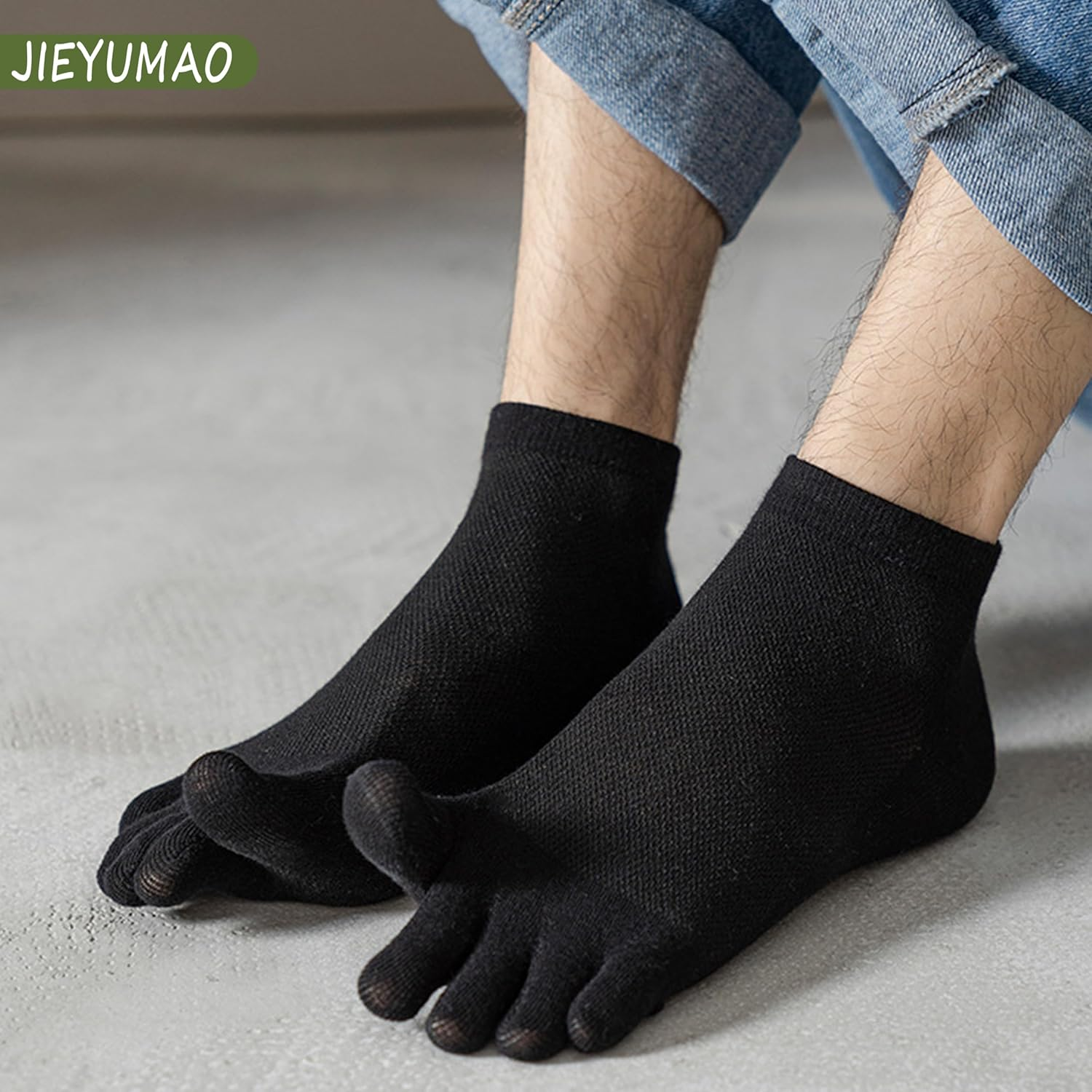 JIEYUMAO Five Finger Socks, 4 Pairs Toe Socks for Men Women, 4 Colors Lightweight Athletic Running Socks, Breathable Five Finger Crew Socks Compression Toe Socks for Yoga Running Hiking image number 1
