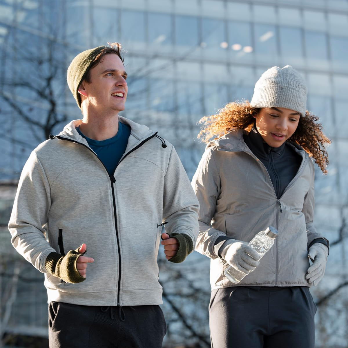 WELANE Plastic Cord Locks, 32 PCS Black Elastic Cord Adjuster for Drawstrings, Shoelaces, Bags (4 Kind) image number 1