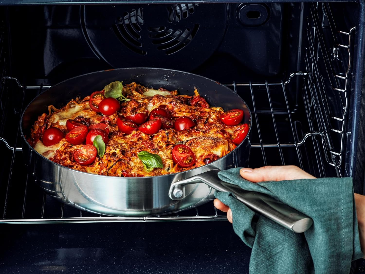 Blue Diamond Cookware Tri-Ply Stainless Steel Ceramic Nonstick 28Cm Skillet with Lid, Pfas-Free, Multi Clad, Induction, Dishwasher Safe, Oven Safe, Silver image number 3