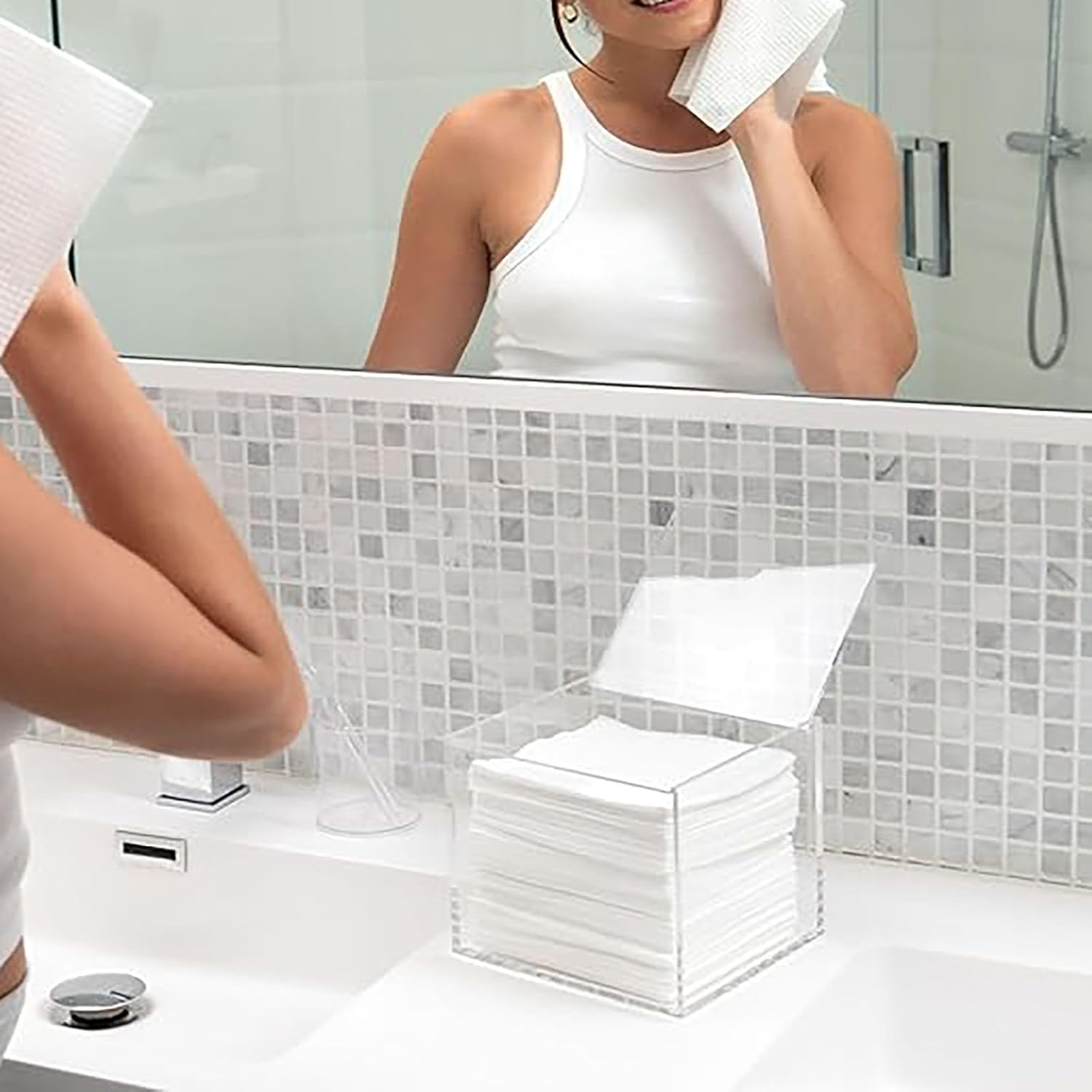 SYGELER Acrylic Disposable Face Towel Holder(10Cmx10Cmx10Cm ) | Face Towel Storage Box for Disposable Face Towels, Cleansing Wipes & Towelettes | Bathroom Counter Organizer