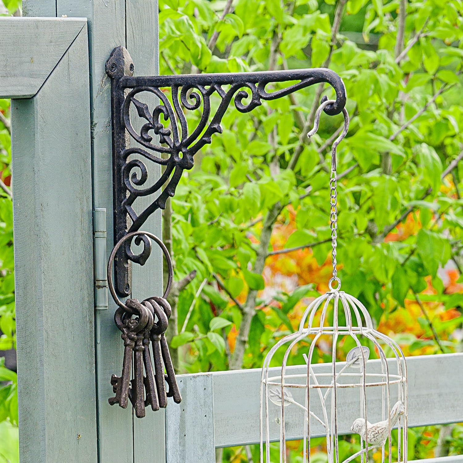 Sungmor Decorative Cast Iron Wall Bracket for Hanging Baskets &ndash; 2 Pack Heavy Duty Plant Hanger Hook for Outdoor/Indoor Use &ndash; Vintage Black Metal Hanging Bracket for Lanterns, Bird Feeders, Signs