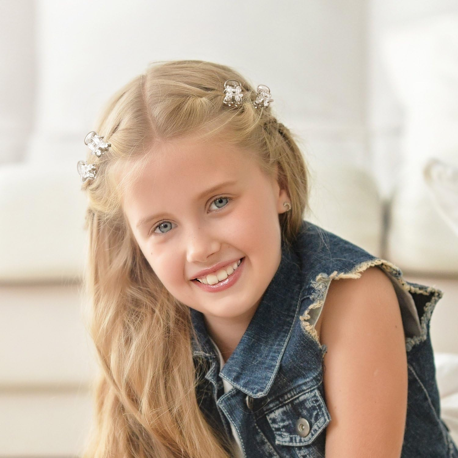 Hotop Hair Clip, 24 Pcs Small Mini Hair Claw Clips for Girls and Women, Non-Slip Plastic Tiny Jaw Clips, Clear - Clear image number 2