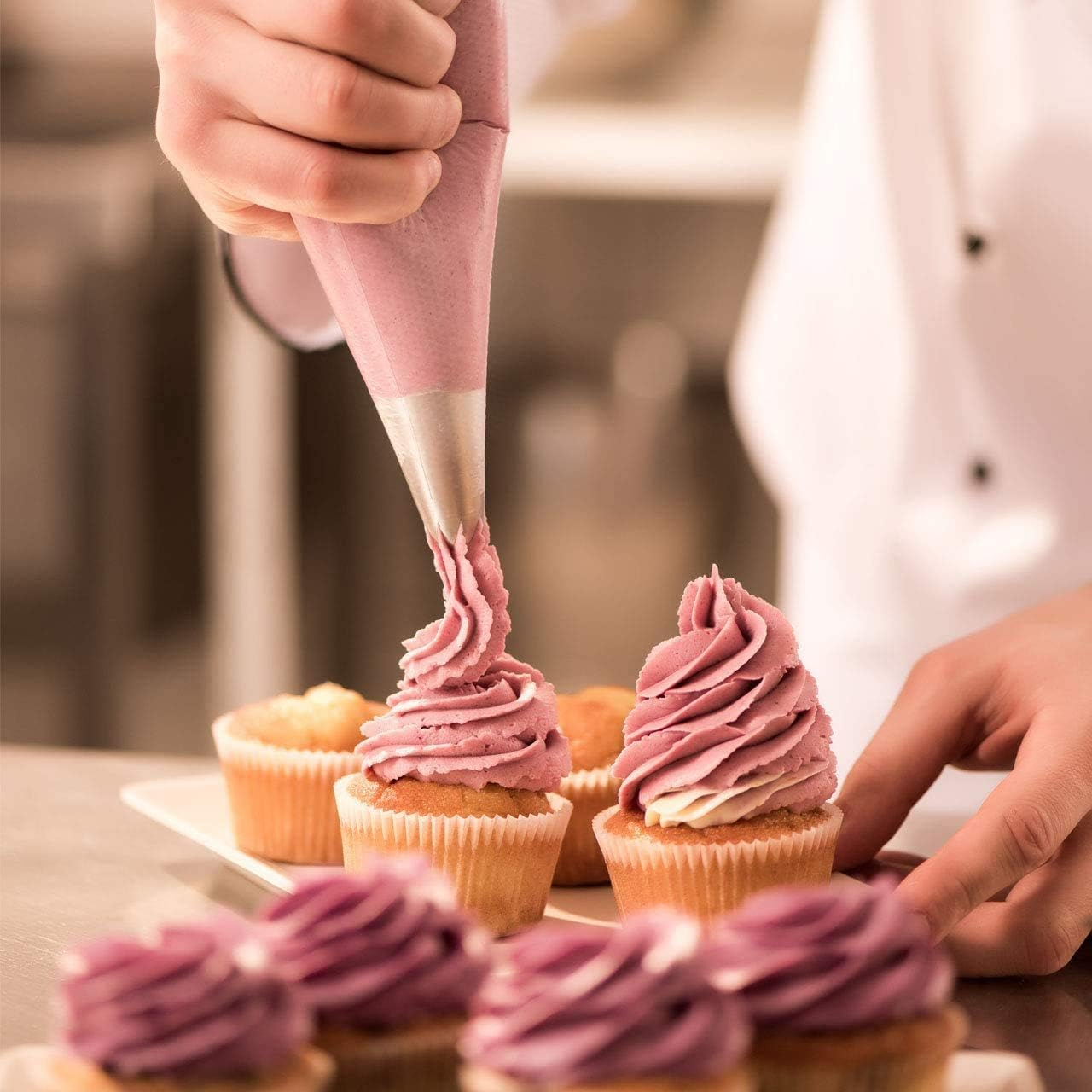 20 Pieces Icing Decoration Set Cake Decoration Equipment Silicone Pastry Bag + Piping Nozzle + Cream Spatulas + Coupler Piping Cream Stainless Steel Nozzles Decorator Pastry Cream Making Set Dessert image number 3