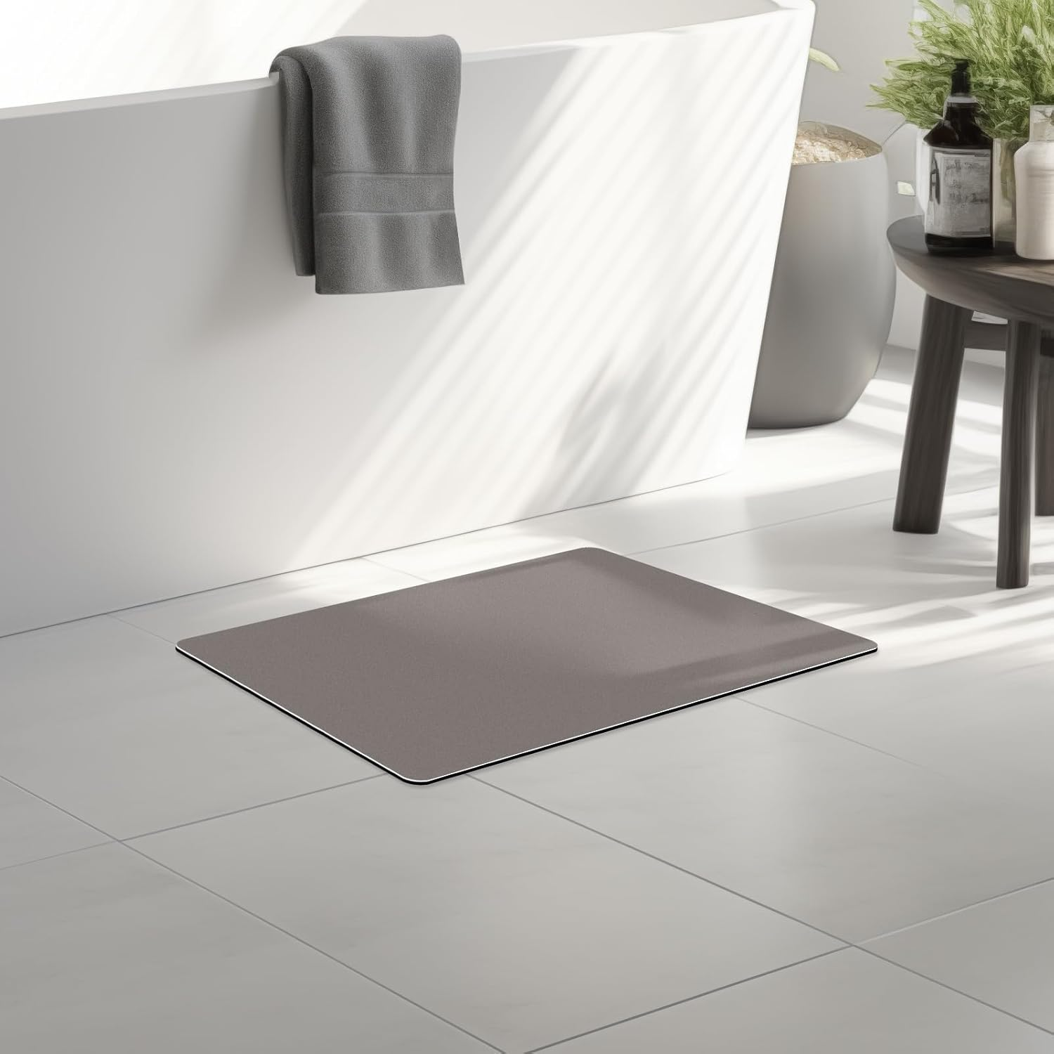 SOICARE Super Absorbent Thin Bathroom Rug, Quick Drying Bath Rugs Mats, Rubber Non-Slip Shower Rug, Washable Bathroom Floor Rug, Rugs for Bathroom, Bathtub, Shower and Sink (17"X27.5", Gray) image number 1