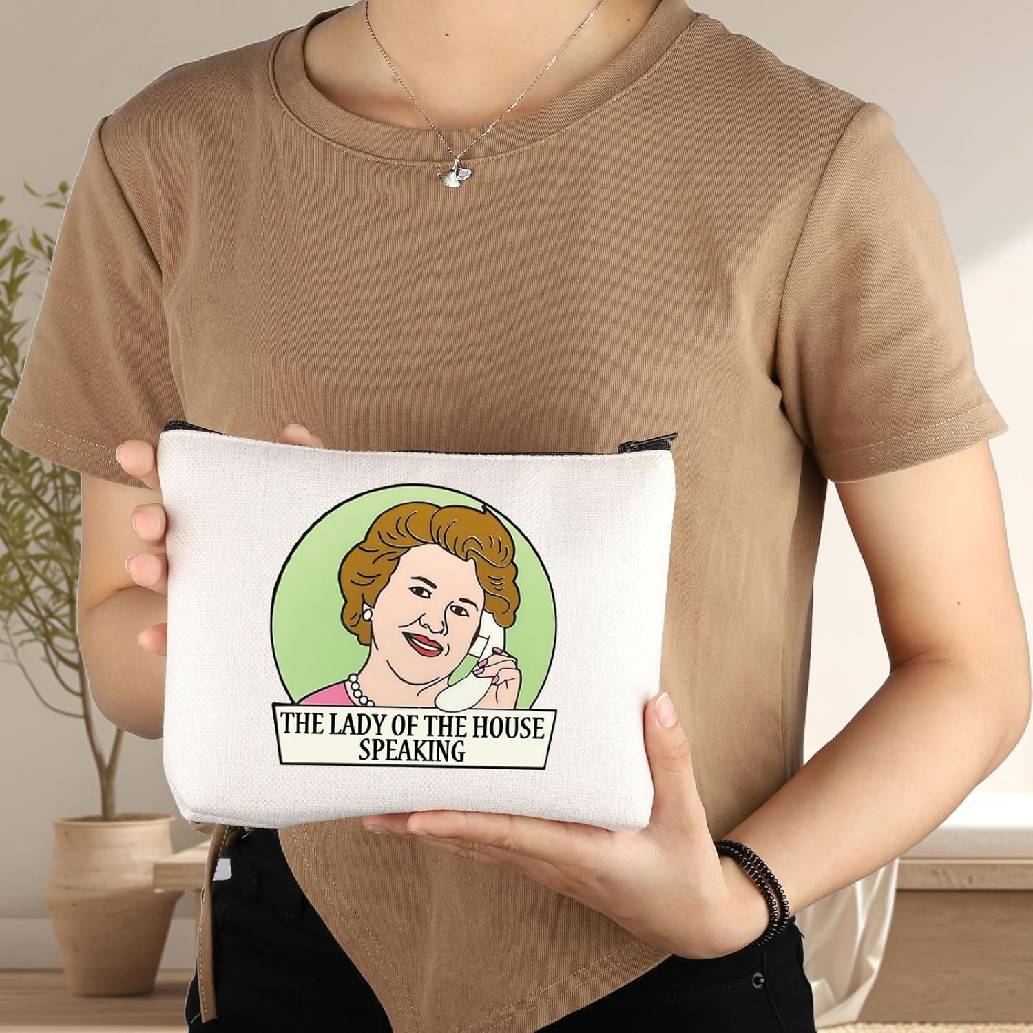 G2TUP Mrs Bucket Makeup Bag Mrs Bucket Bouquet TV Show Gifts the Lady of the House Speaking Hyacinth Bucket Gifts, Lady Of, Fit image number 4