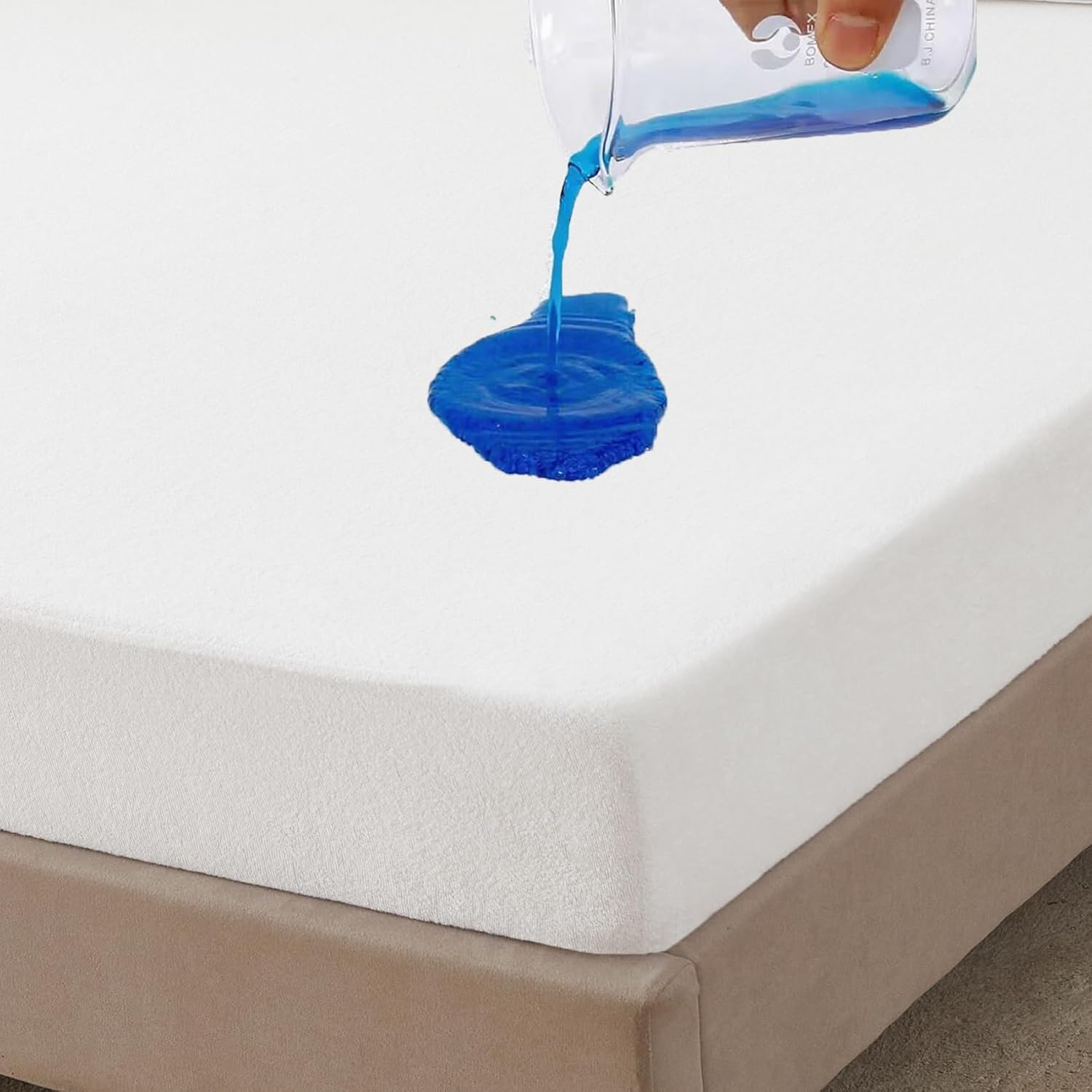 Lakora Single Size 100% Waterproof Mattress Protector,Terry Towelling Cover Soft Noiseless with 40Cm Deep Pocket Breathable Mattress Cover