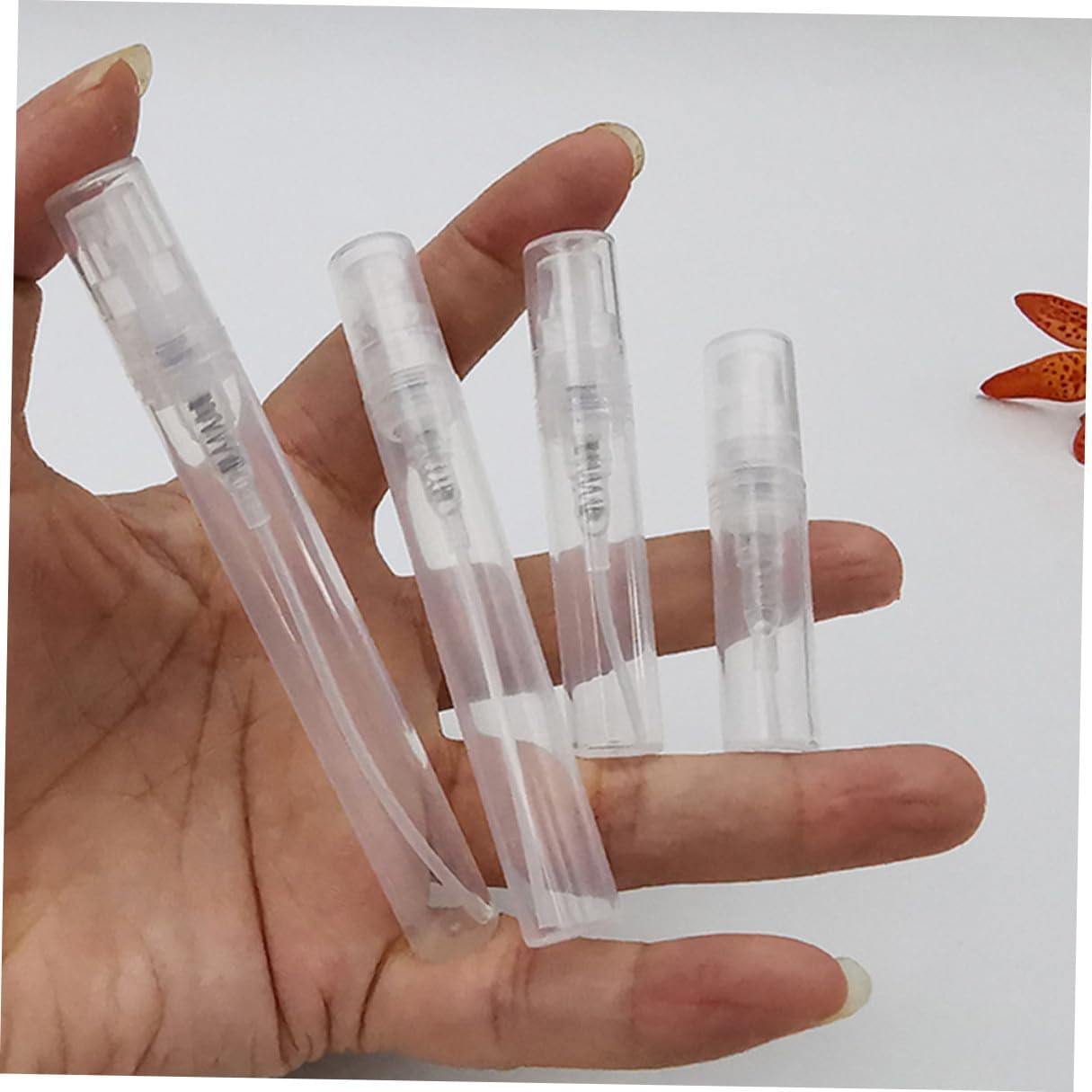HEATSHAKING 3Ml Plastic Perfume Spray Bottles 30Pcs Travel Sub Containers Lightweight Refillable Mini Bottles Suitable for Perfume Storage and Travel Use image number 1