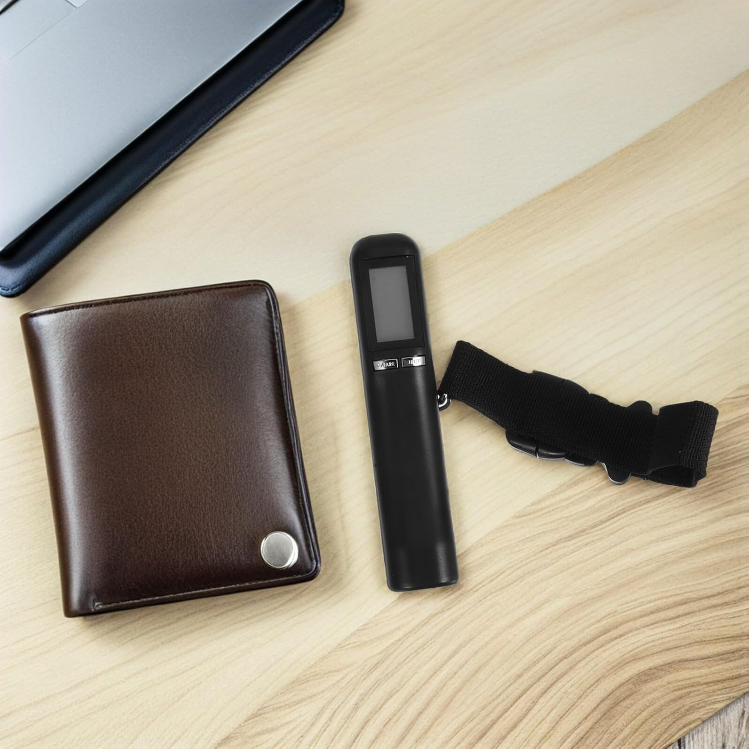 BCOATH Portable Digital Hanging Baggage Scale with Backlit Screen Auto Shut-Off Compact Travel Weight Scale for Suitcase Luggage Accurate Measurement Lightweight and Easy to Carry image number 6