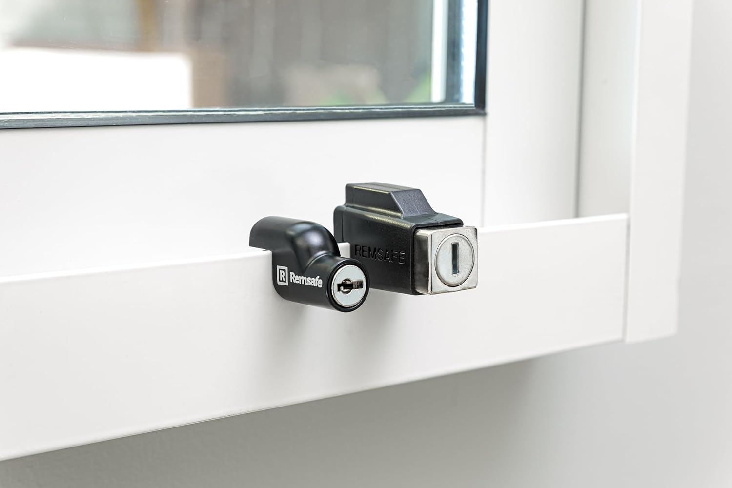 Remsafe Mini Venlock Sliding Window Safety Lock Black, Child Safety Window Lock, Aluminium Sliding Window Restrictor, Adjustable Window Locks, Aluminium Sliding Window, Security Locks Wiith Key image number 1
