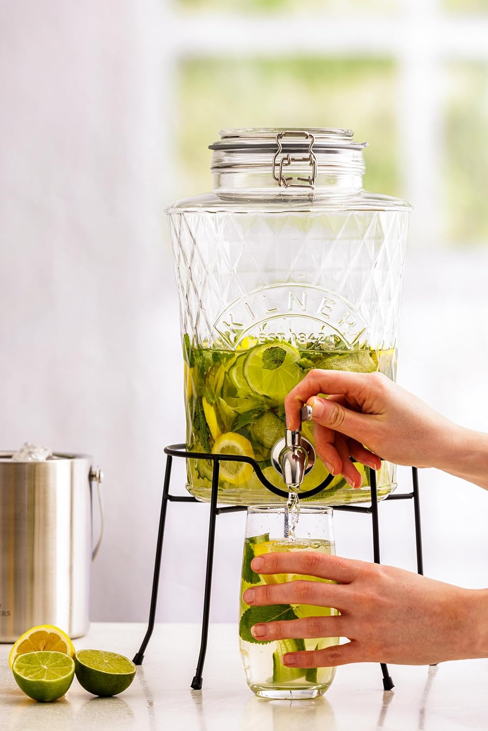 Kilner Diamond Drinks Dispenser 5 Litre Glass Beverage Server with Stainless Steel Tap, Airtight Clip-Top Lid & Silicone Seal, Ideal for Juices, Cocktails & Infused Drinks image number 6