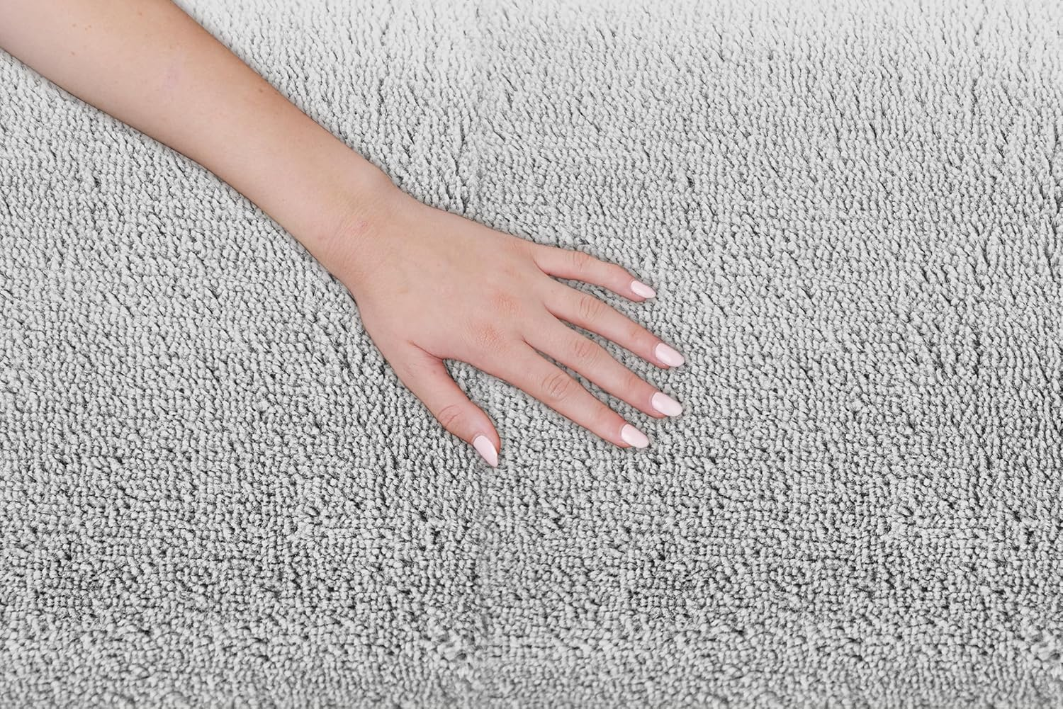 Goldair Heated Throw - Fleece image number 1