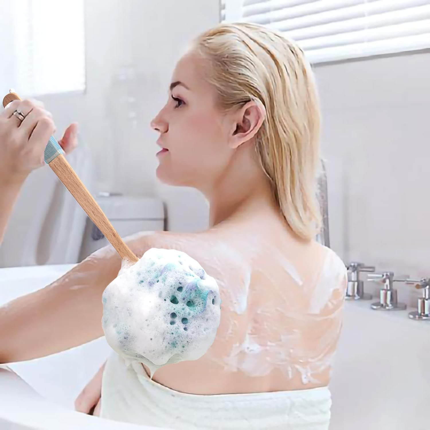 Shower Sponge Loofah Back Scrubber, PE Soft Mesh Loofah Body Scrubber with Long Wooden Handle, Bath Sponge for Men Women (Green) image number 3