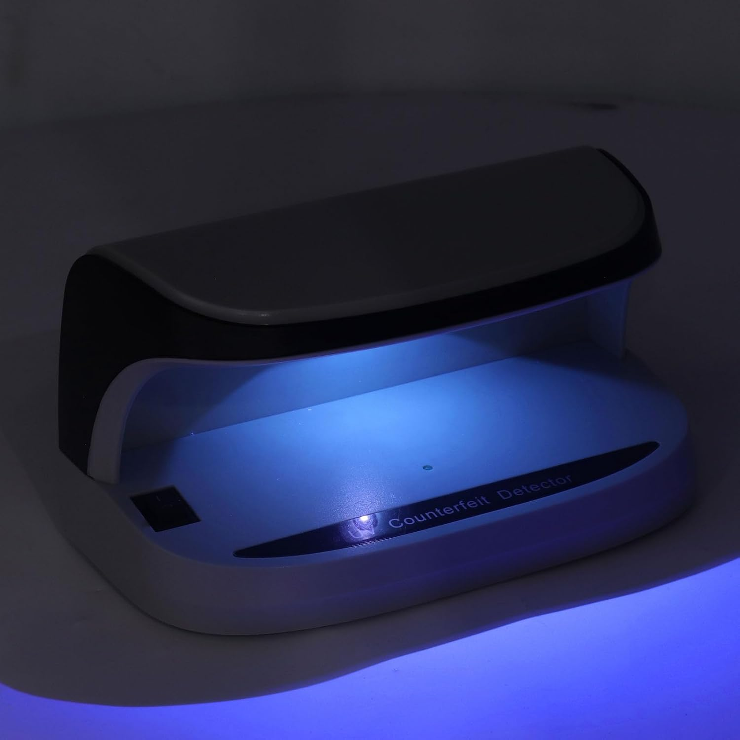 UV Counterfeit Bill Detector,Uv Counterfeit Bill Money Detector, Automatic on off Currency Detector for Check Passport Credit Card, 365Nm Ultraviolet Light image number 3