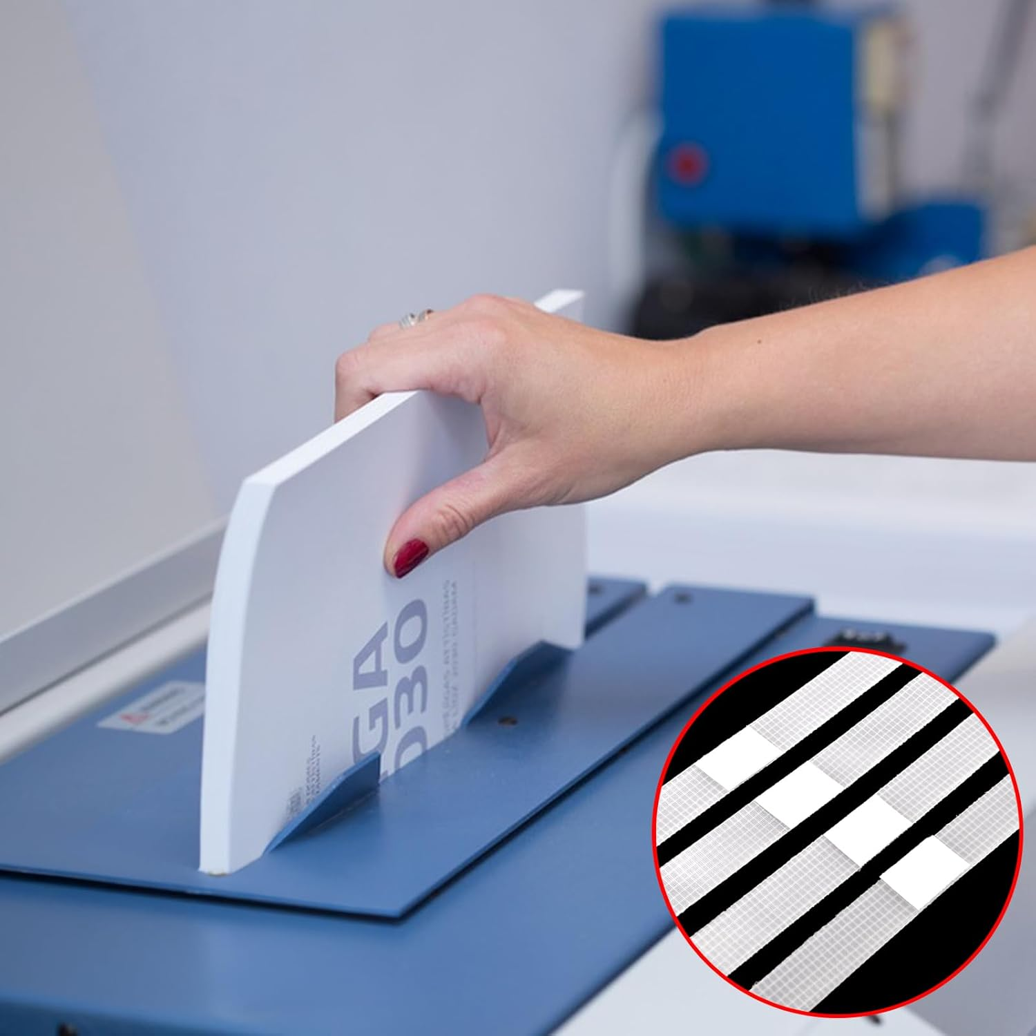 ZEAYEA 100 Pcs Glue Strips with Mesh Backing, 12 Mm Hot Melt Adhesive Glue Strips for 80-110 Sheet Capacity, Thermal Binding Strips for Book Glue Binding Repair image number 6