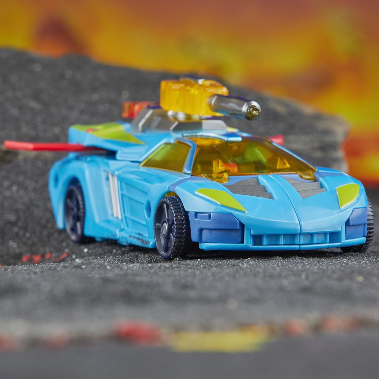 Transformers Legacy United Deluxe Class Cybertron Universe Hot Shot, 5.5-Inch Converting Action Figure, 8+ image number 5