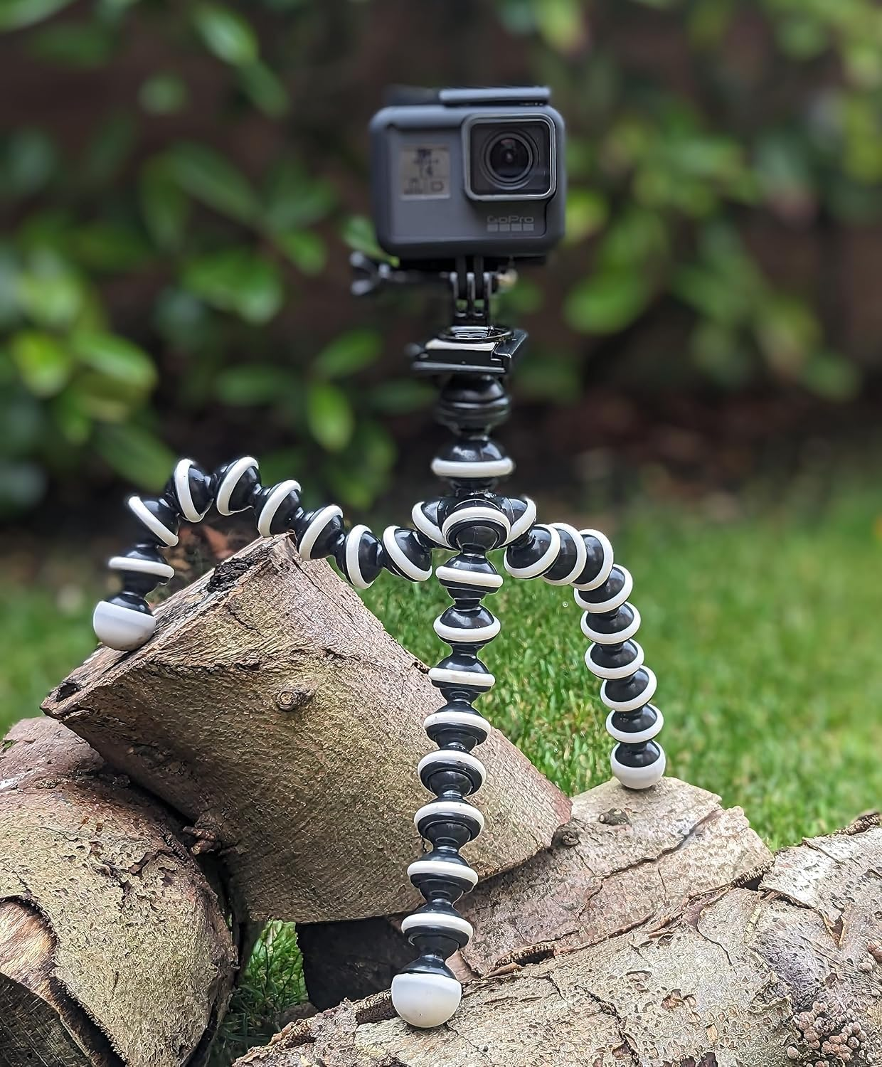 Octopus Flexible Robust Gorilla Tripod for Gopro, Action Cams, Camera, Phone, Iphone. Landscape/Portrait Modes image number 4