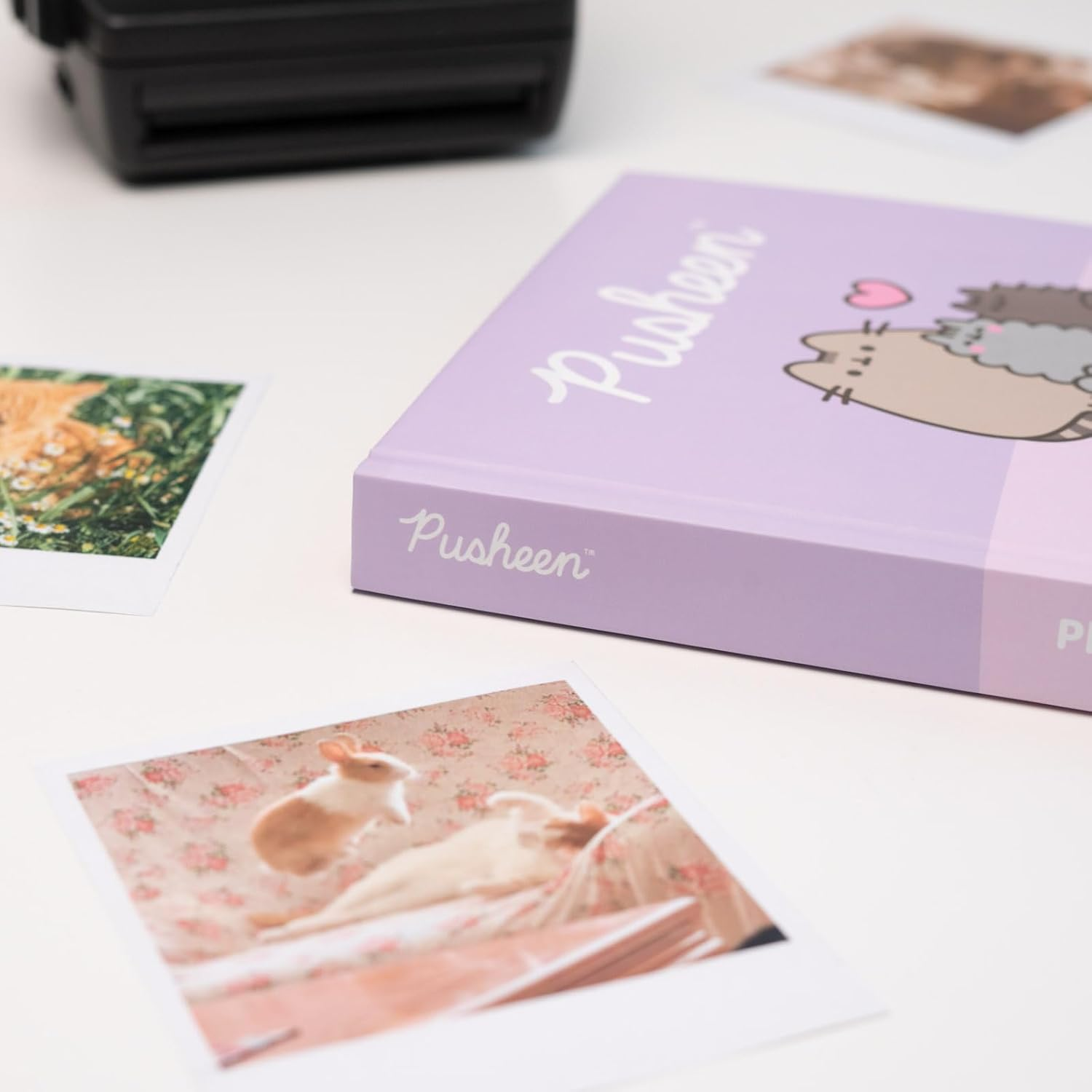 Grupo Erik Photo Album Self Adhesive - Pusheen Cat | Polaroid Photo Album 6.3 X 6.3 Inches - 16 X 16 Cm, 11 Double Sided Pages, Hardcover Instax Photo Album | Pusheen Gifts for Cat Lovers image number 4