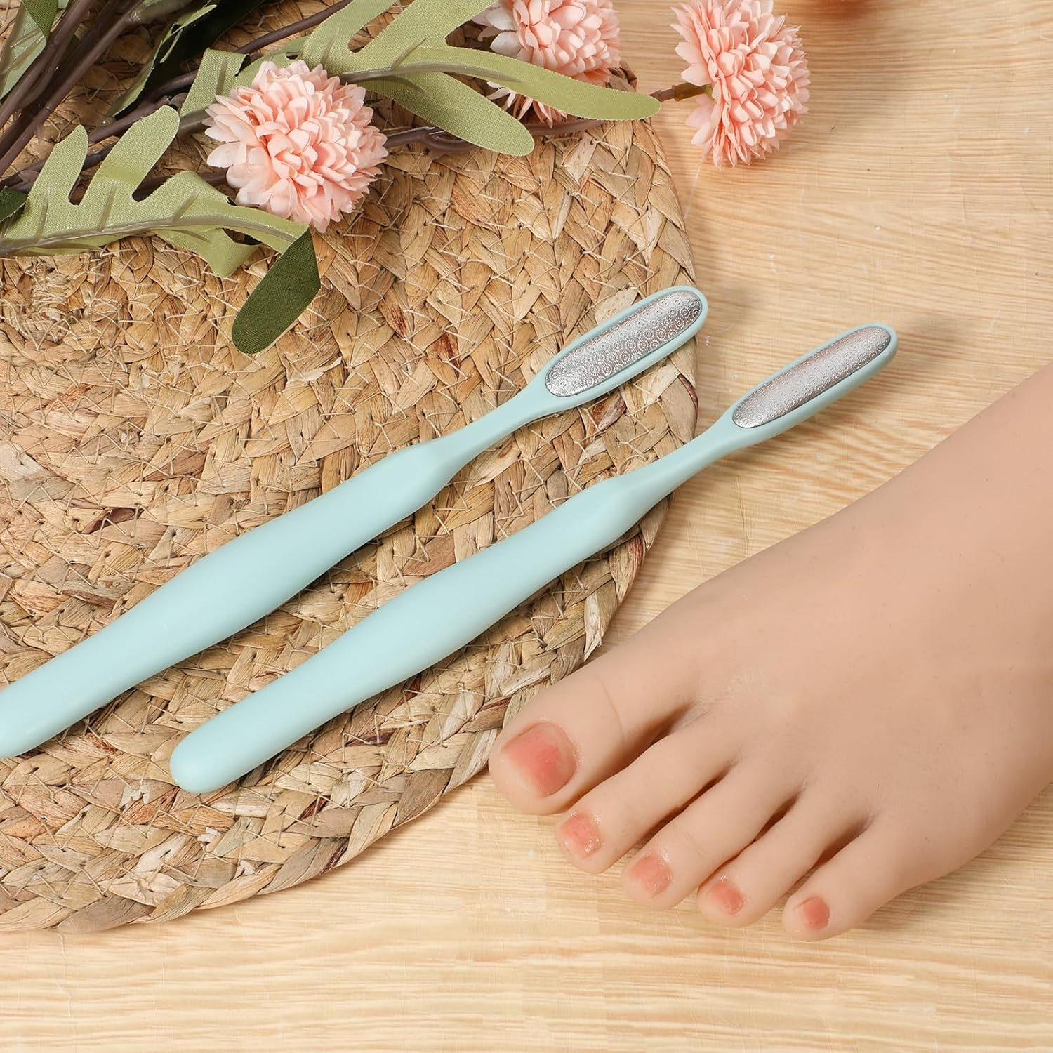 YBEATY 2Pcs Mini Foot File Precision Callus Remover Foot Files Callus Remover Bunion Scrubber Smooth Feet Heel Scraper for Toe Gaps Hard Skin Pedicures Hands in Shower Cracked Feet image number 2