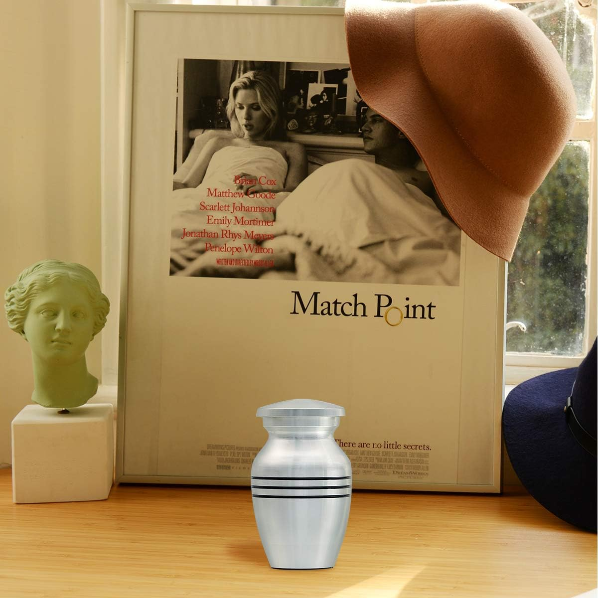 Small Keepsake Urn for Human or Pet Ashes, Hard Metal Cremation Mini Funeral Urn with Velvet Bag image number 5