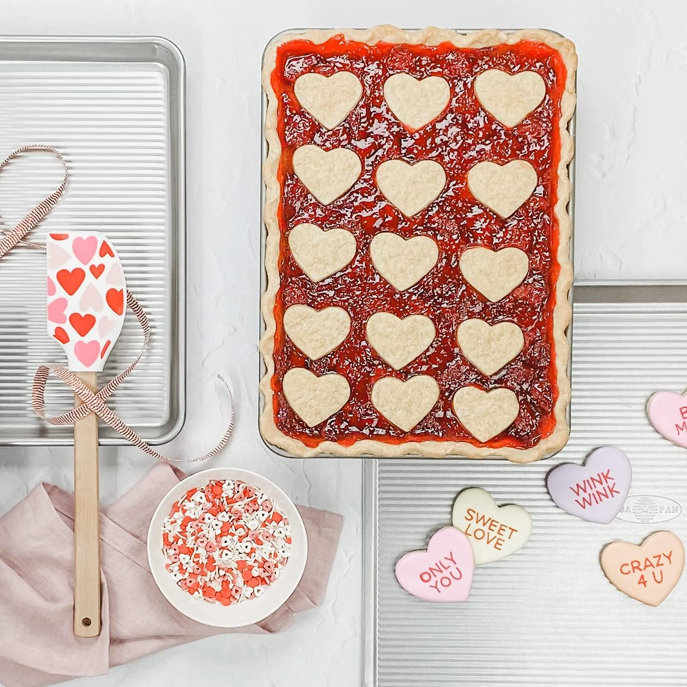 USA Pan 3-Piece Warp Resistant Non-Stick Aluminized Steel Bakeware Set image number 4